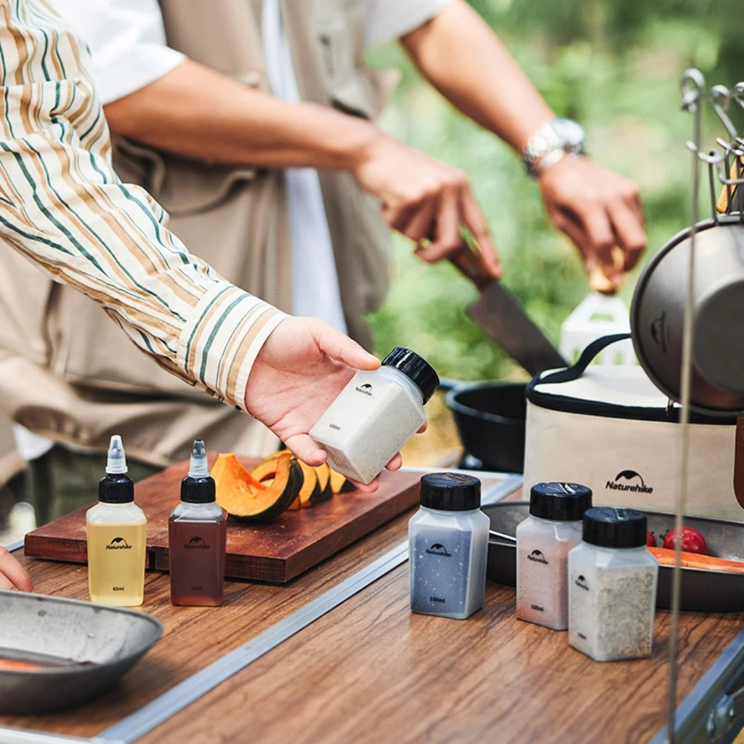 Naturehike Portable Seasoning Bottle Set 8 in 1