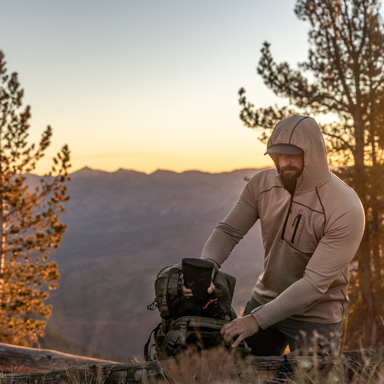 Pioneer Half Zip Hoody - OUTLET