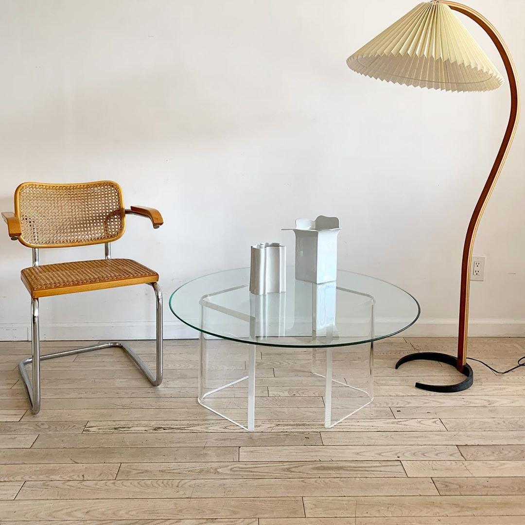 Curved Wooden Floor Lamp With Pleated Shade