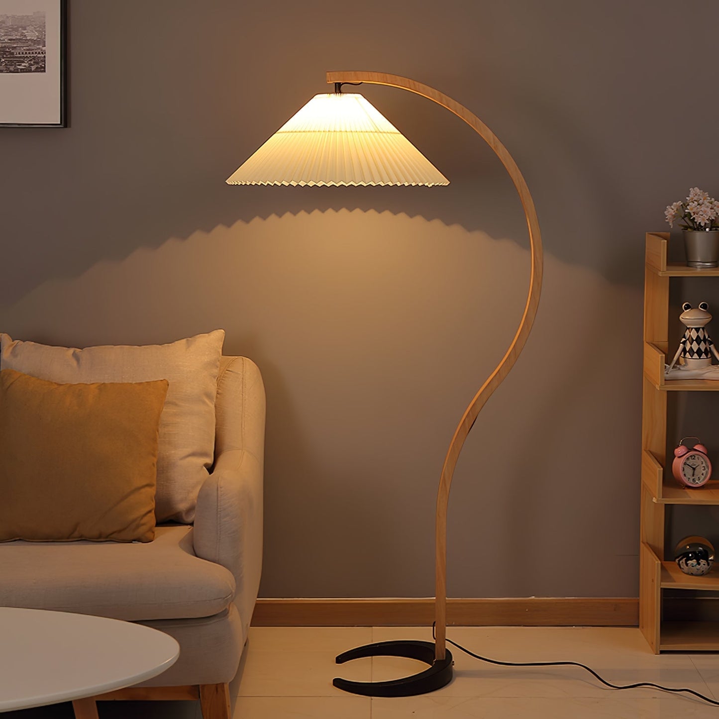 Curved Wooden Floor Lamp With Pleated Shade