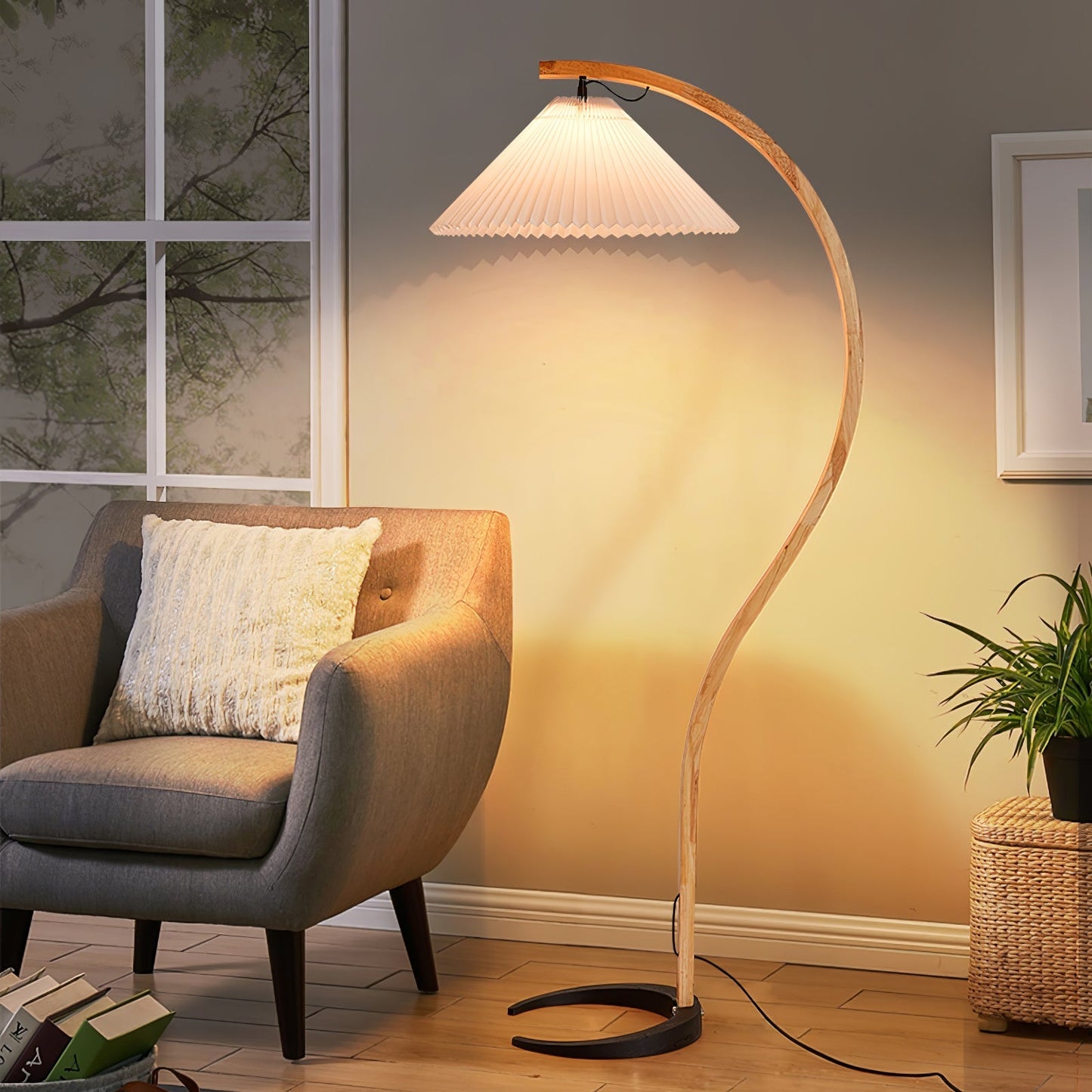 Curved Wooden Floor Lamp With Pleated Shade
