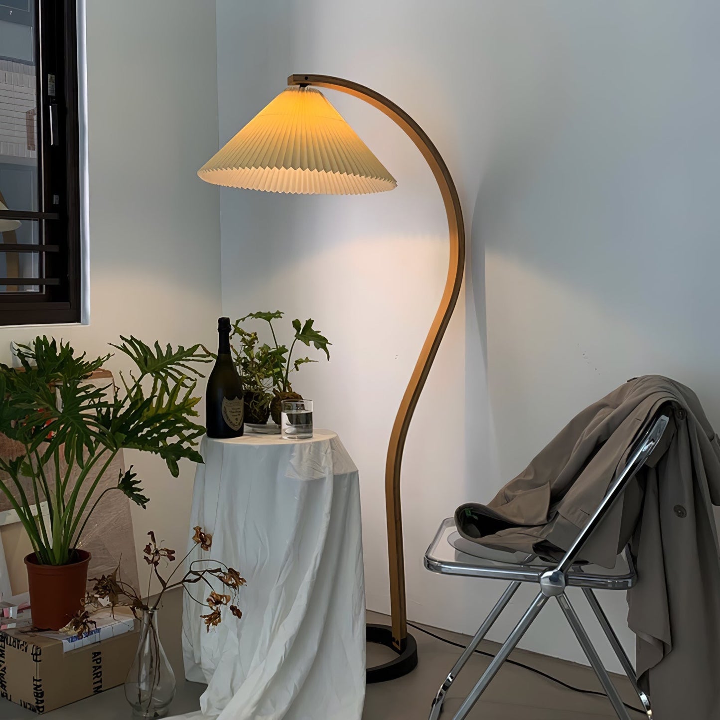 Curved Wooden Floor Lamp With Pleated Shade