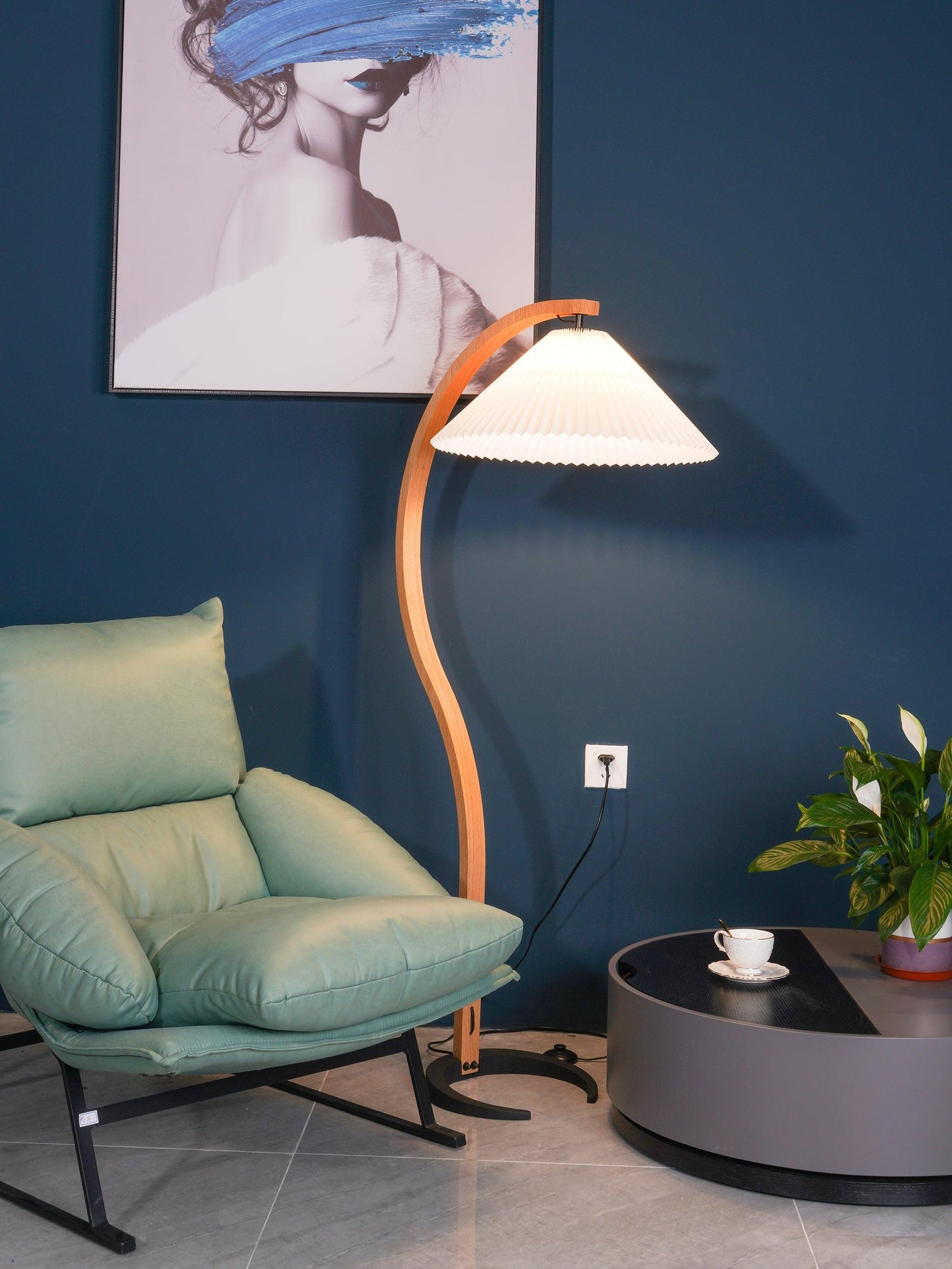 Curved Wooden Floor Lamp With Pleated Shade