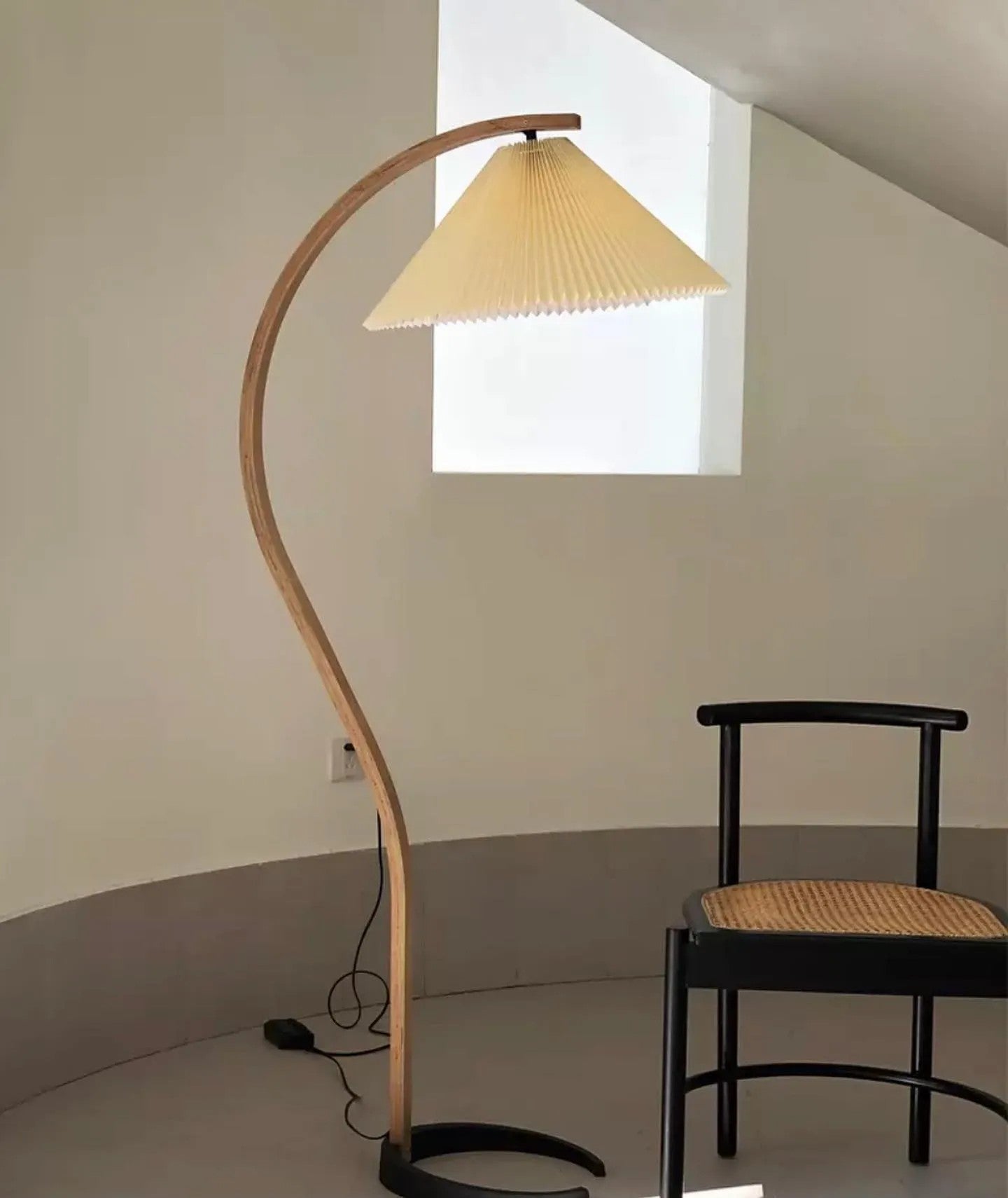 Curved Wooden Floor Lamp With Pleated Shade