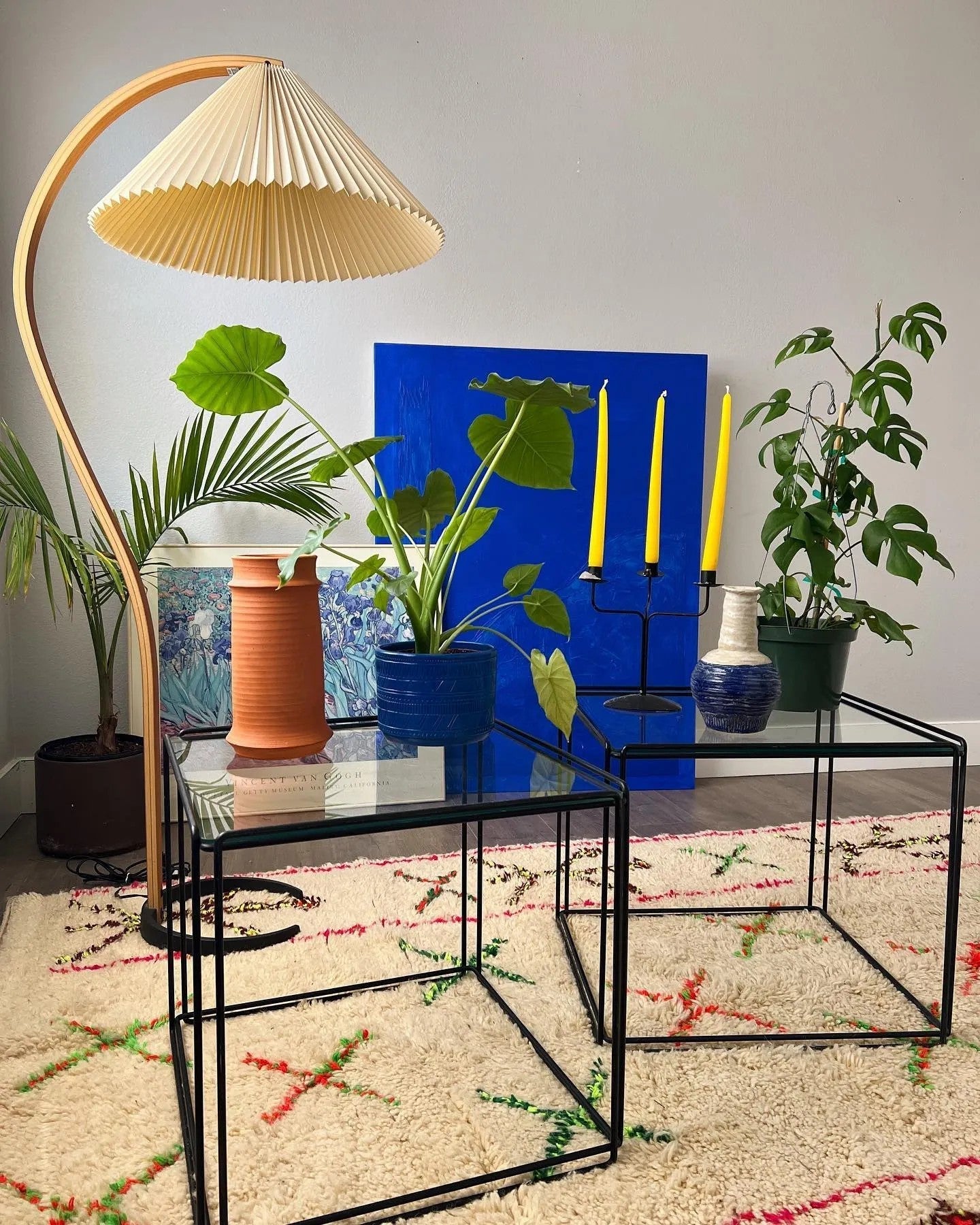 Curved Wooden Floor Lamp With Pleated Shade
