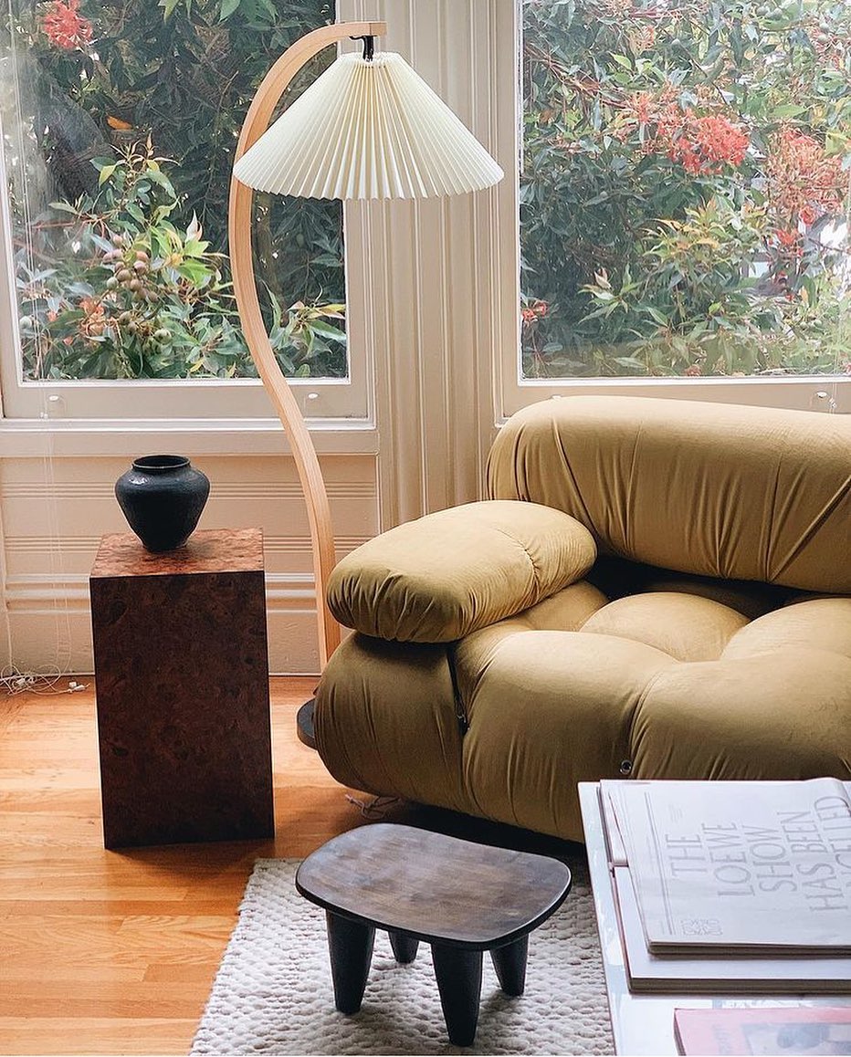 Curved Wooden Floor Lamp With Pleated Shade