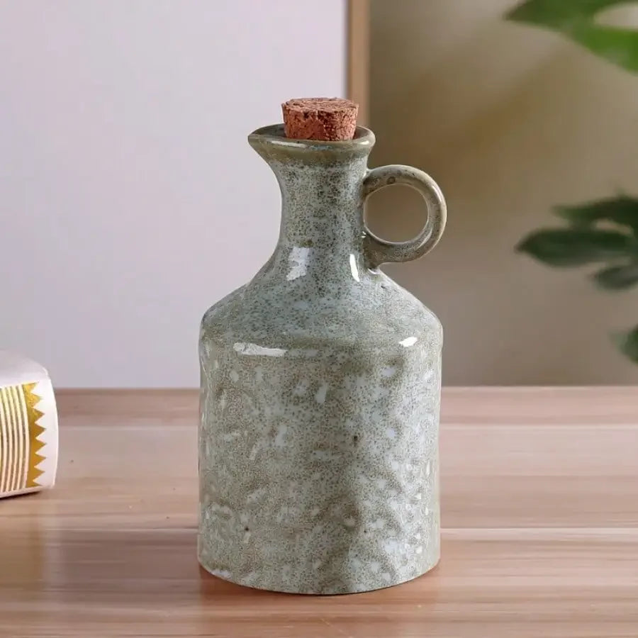 Oil Bottle with Stopper Lid 400 ml Covered Seasoning Dispenser