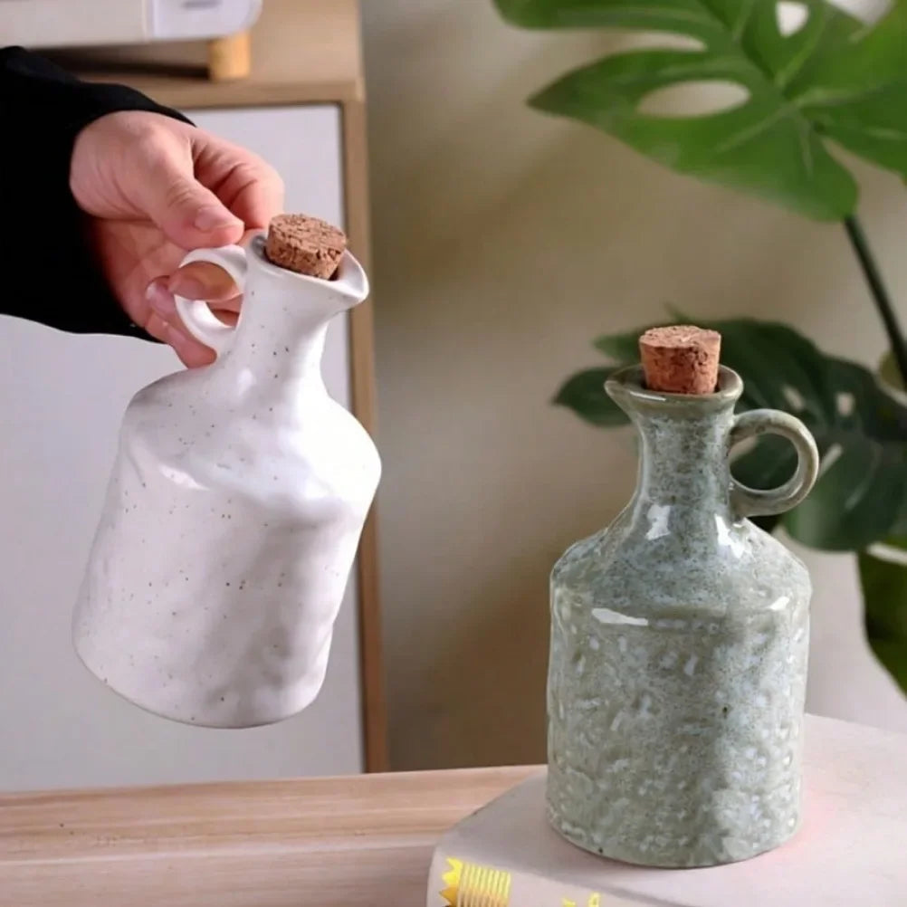 Oil Bottle with Stopper Lid 400 ml Covered Seasoning Dispenser