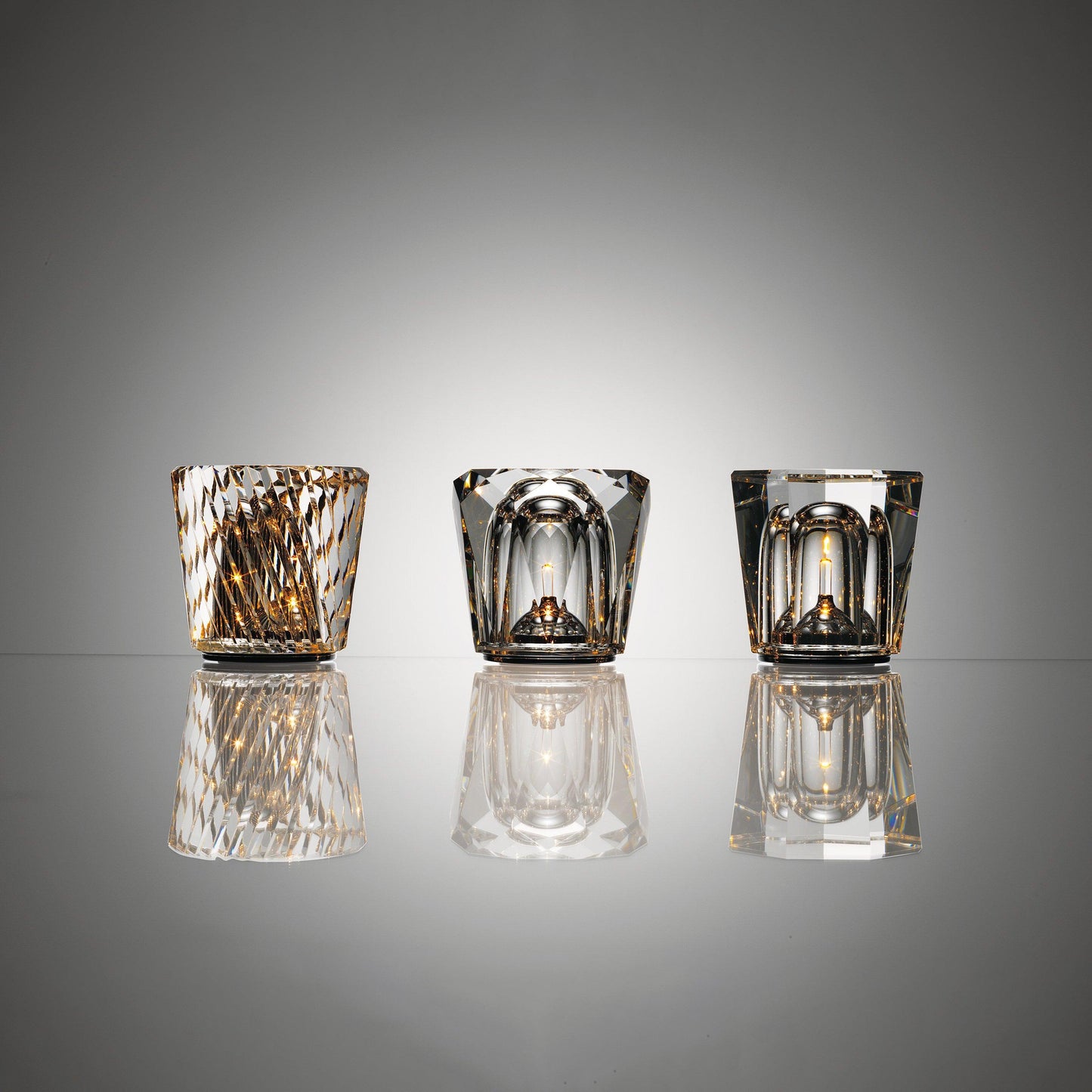 Diamond-Cut Crystal Table Lamp With Faceted Prism Shade