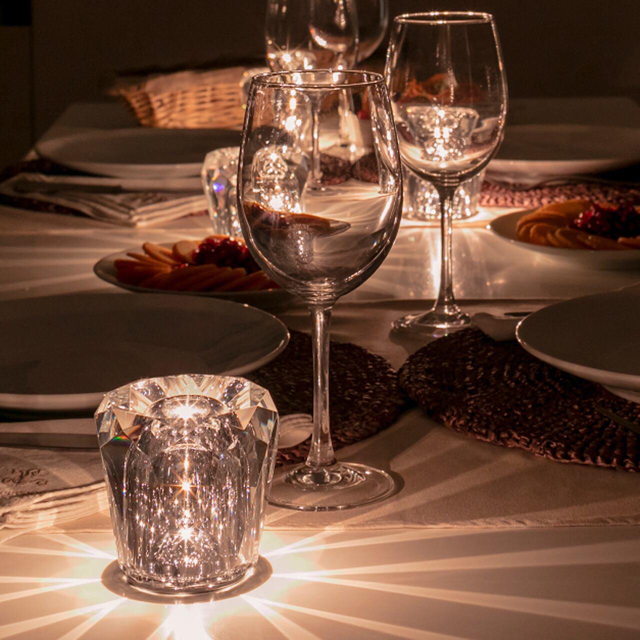 Diamond-Cut Crystal Table Lamp With Faceted Prism Shade