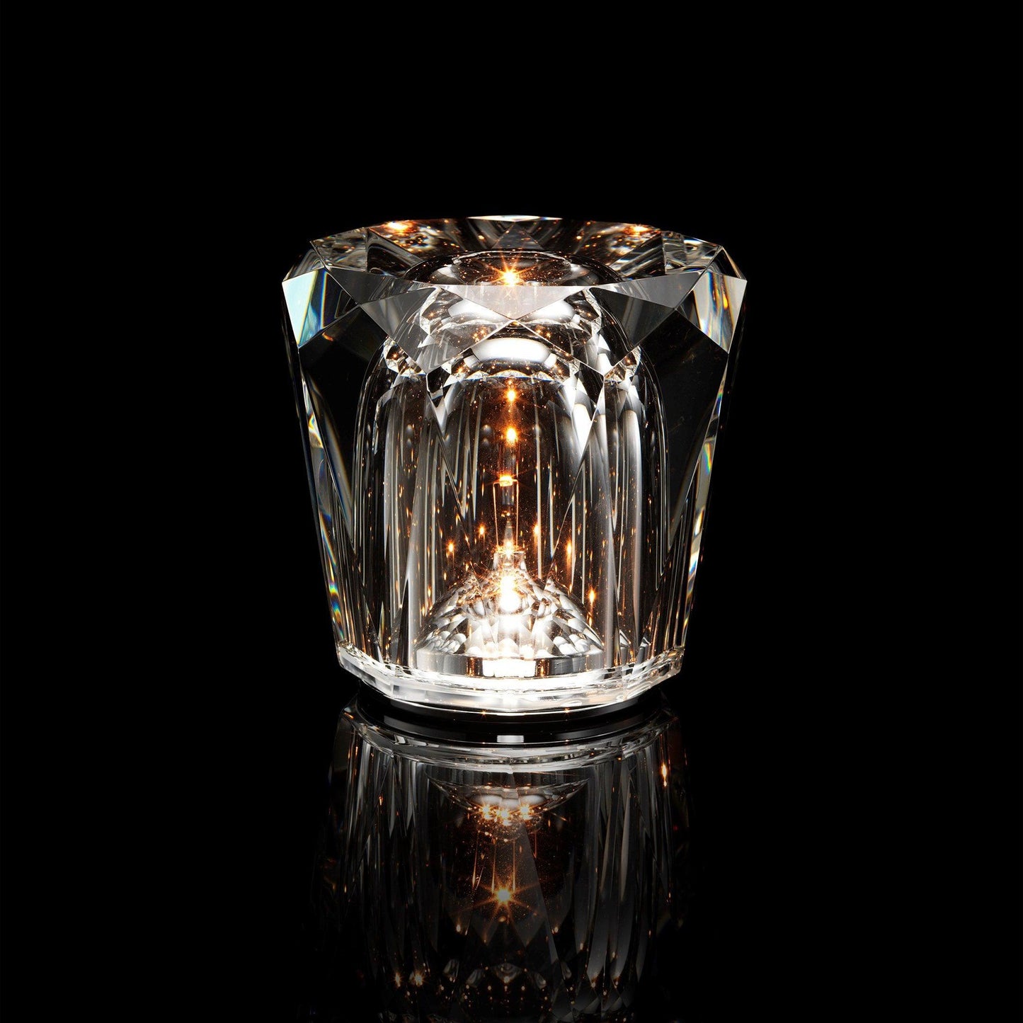 Diamond-Cut Crystal Table Lamp With Faceted Prism Shade