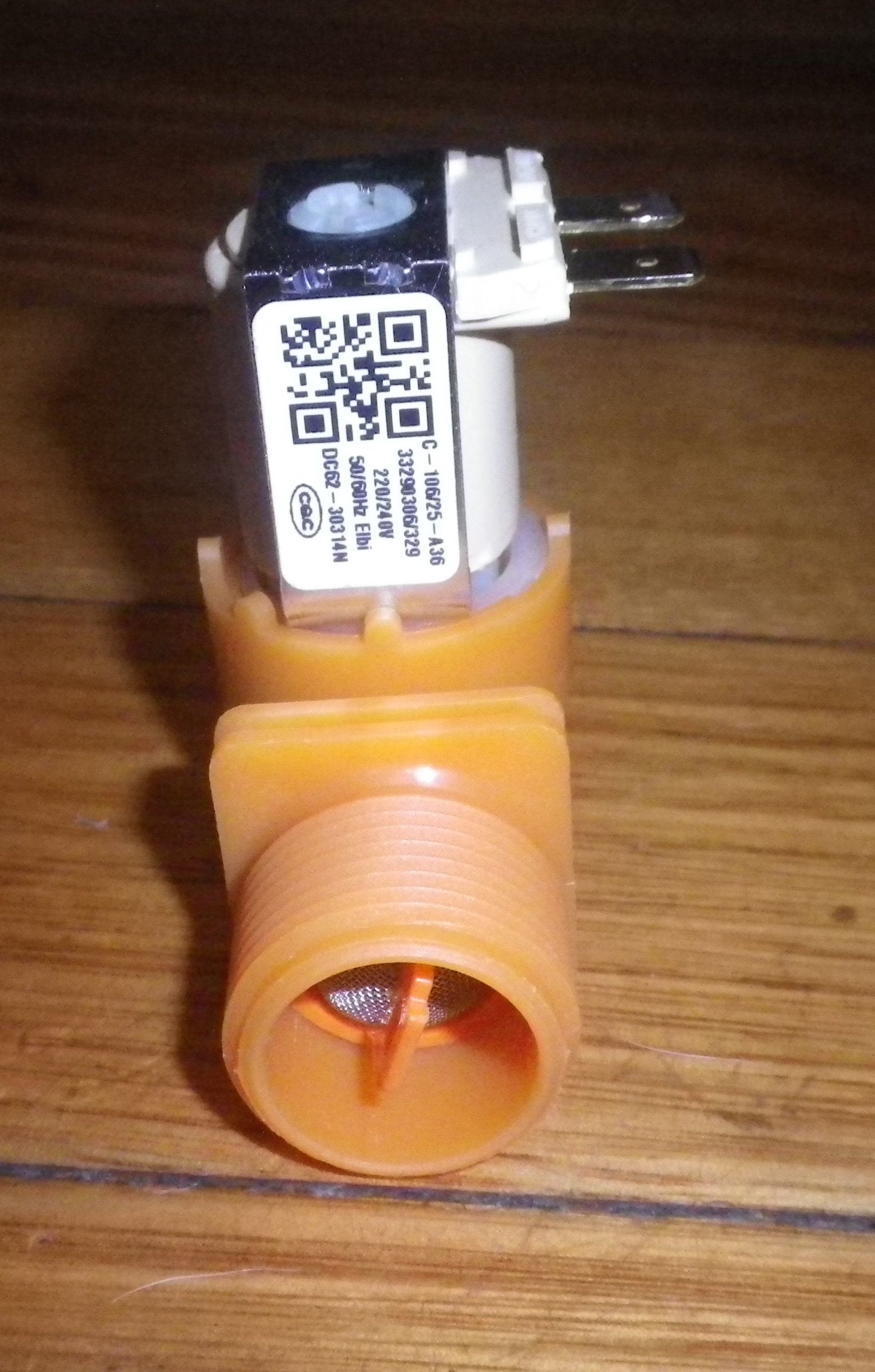 Samsung Single Hot Inlet Valve suits some Top Load Washers - Part # DC62-30314N