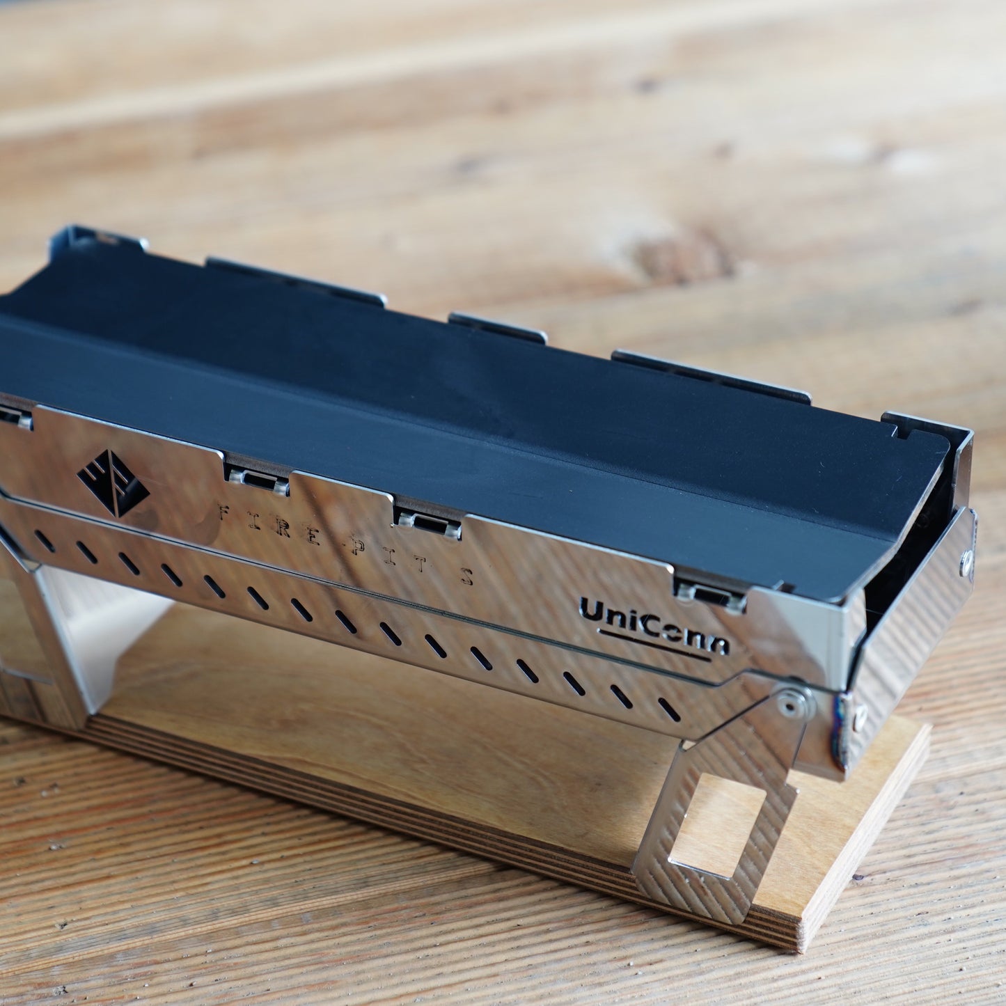 [UNICONN-S GRILL/FIRE PIT] SET