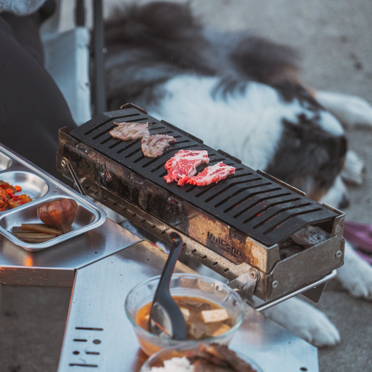 [UNICONN-S GRILL/FIRE PIT] SET