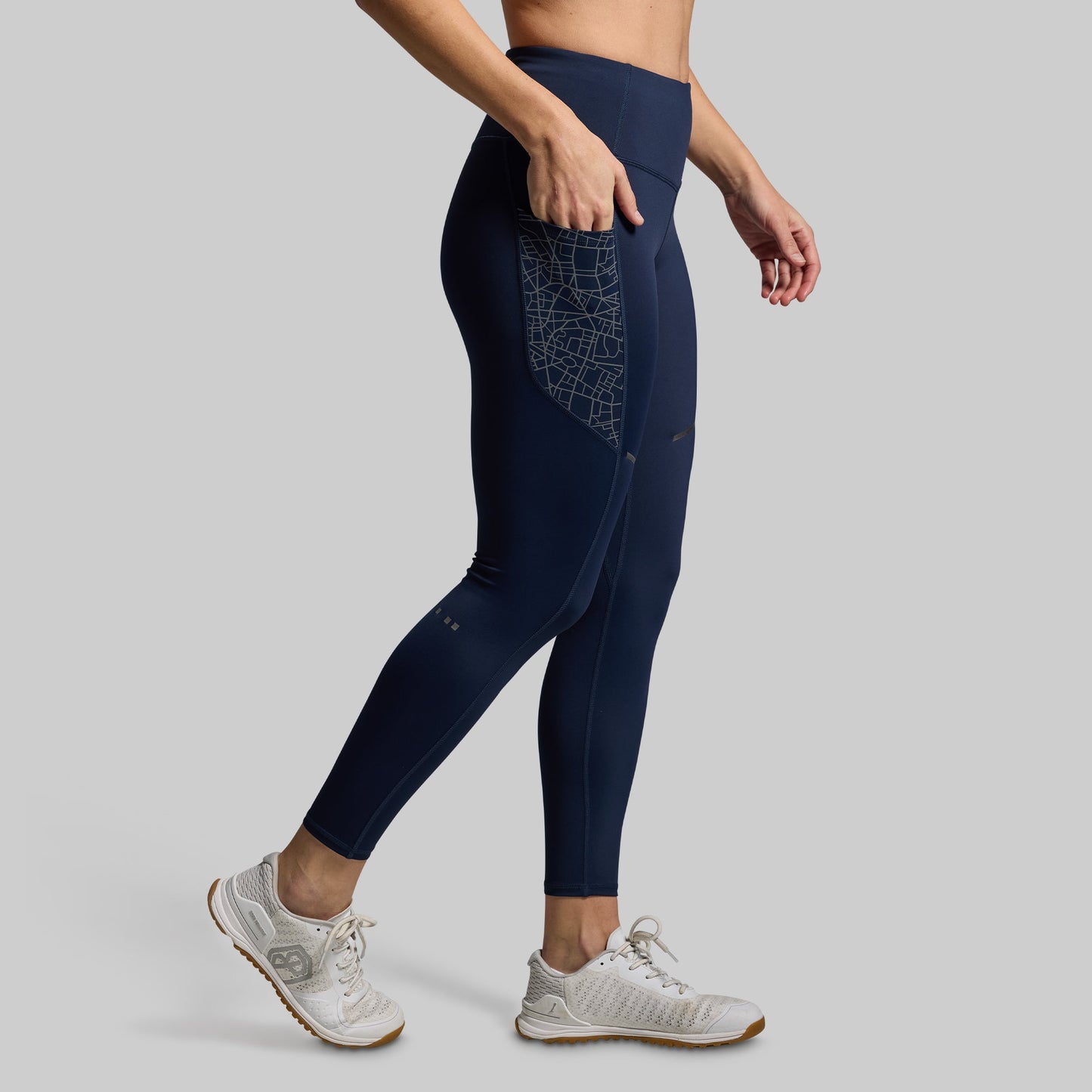 Women's Pace Running Tight (BP Navy)