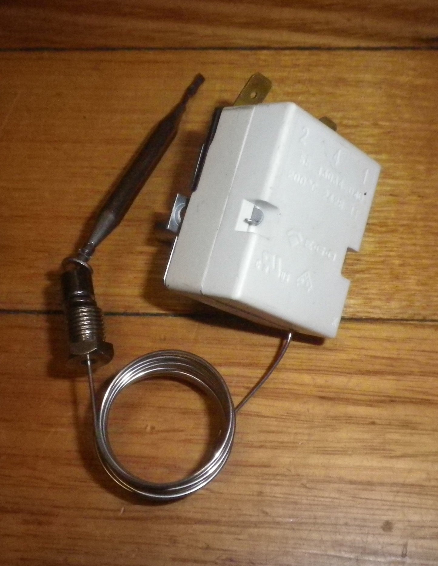Ego Deep Oil Fryer Thermostat 60-200 degC with Gland - Part No. 55.13034.040
