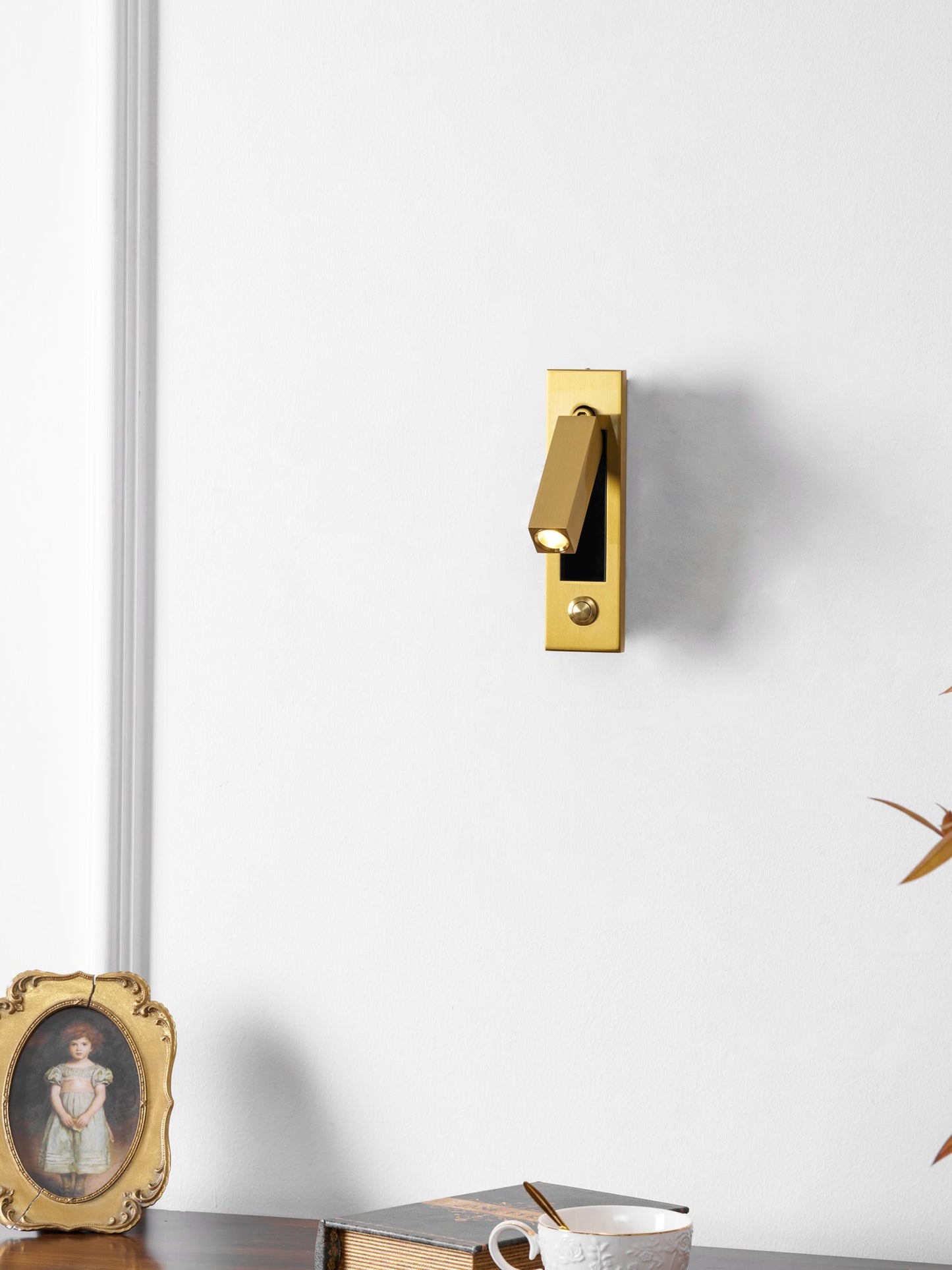Embedded Bedside Reading Spotlight Wall Light With Adjustable Head