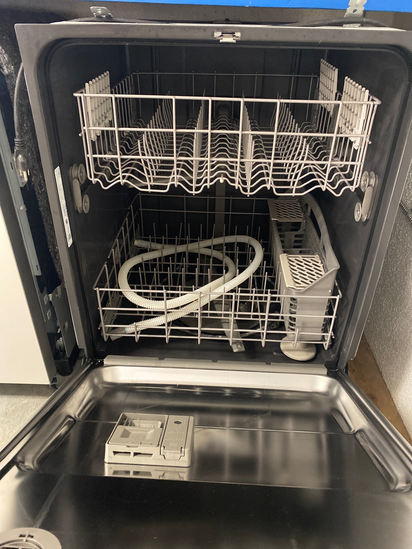 Whirlpool 24” Top-Control Dishwasher