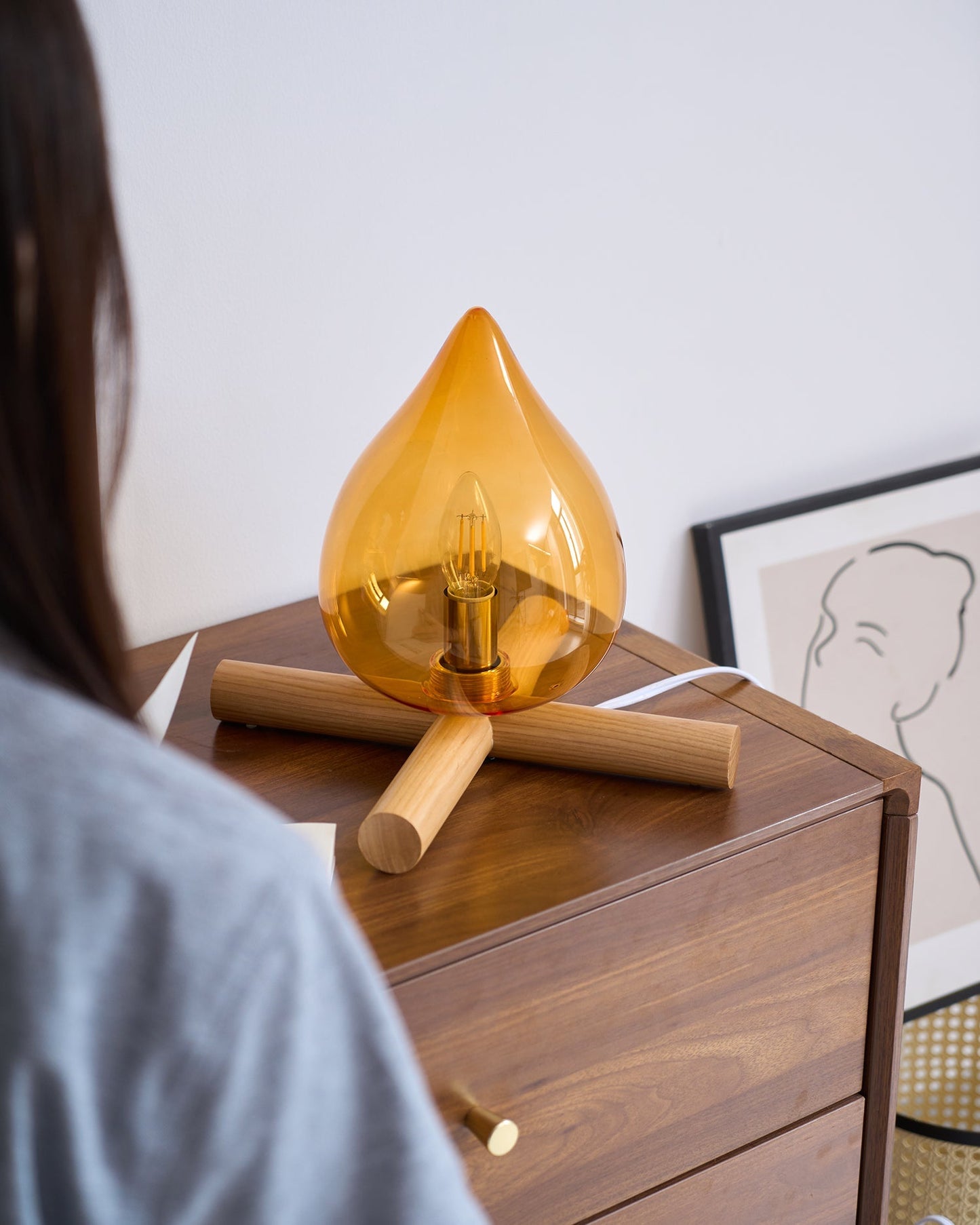 Flame-Inspired Glass Table Lamp With Wooden Cross Base