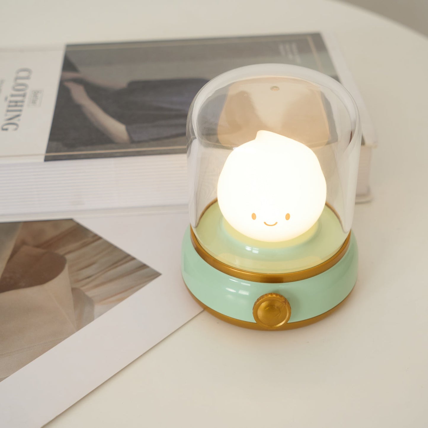 Flame-Effect LED Bedside Table Lamp With Soft Ambient Glow