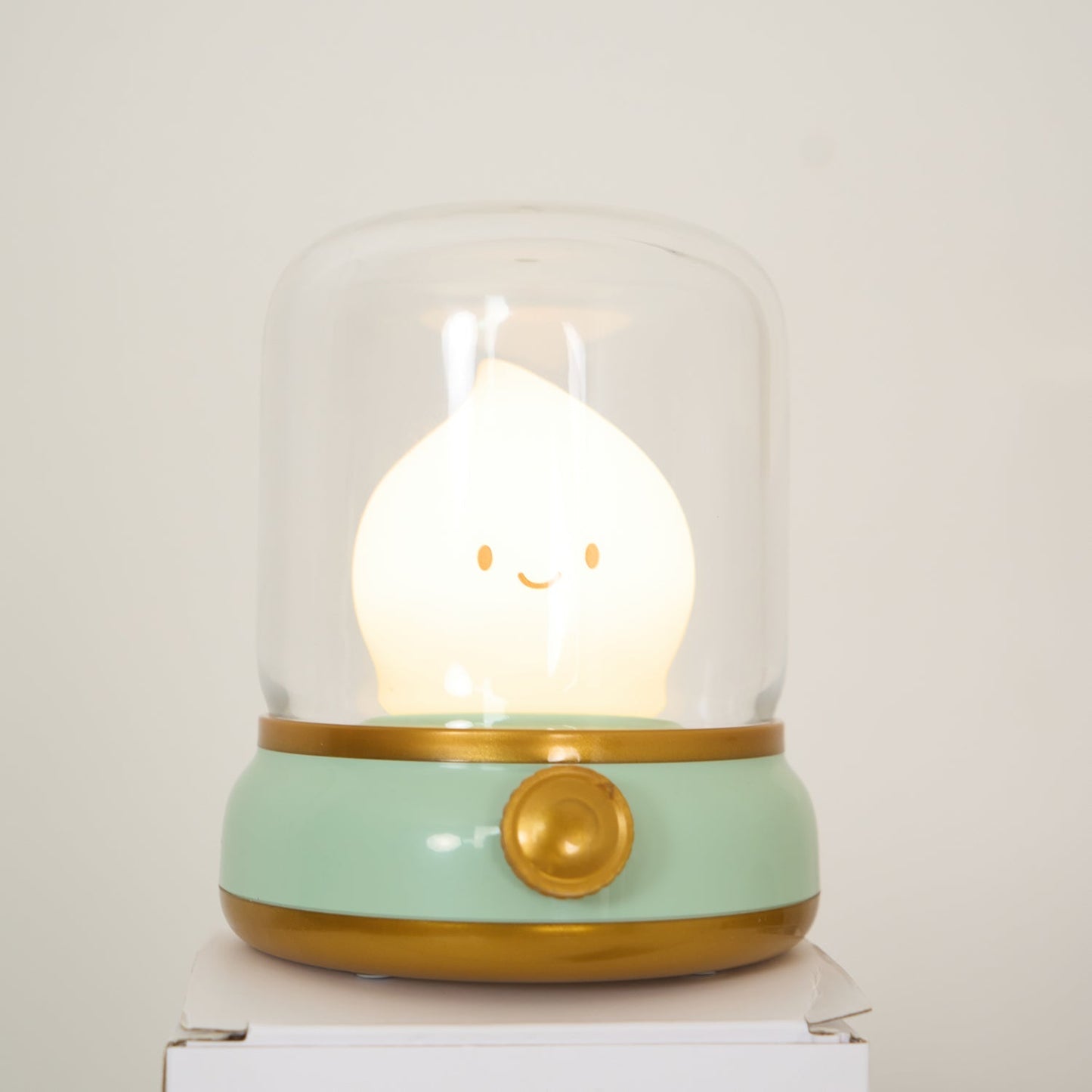 Flame-Effect LED Bedside Table Lamp With Soft Ambient Glow