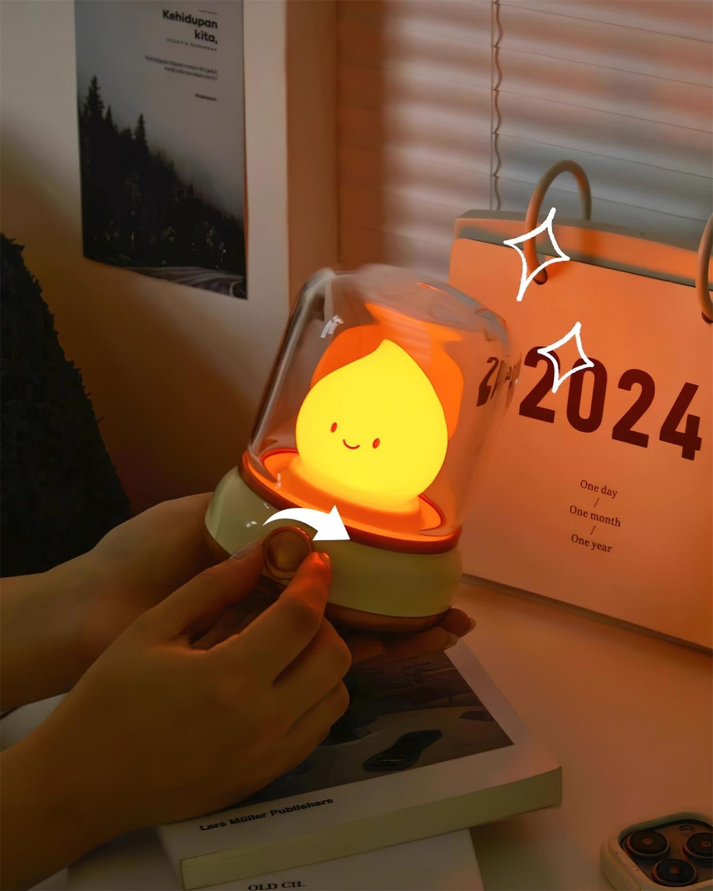Flame-Effect LED Bedside Table Lamp With Soft Ambient Glow