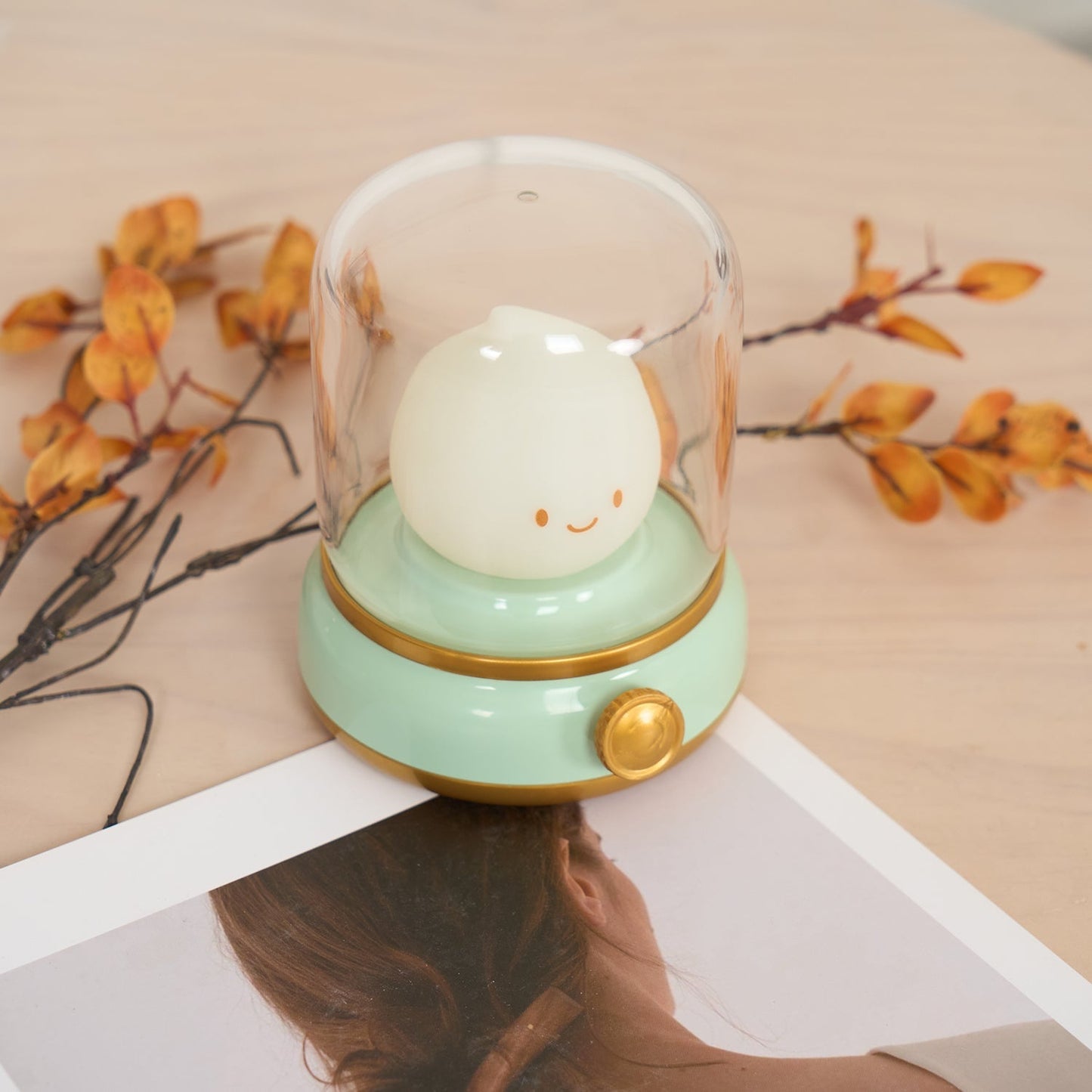Flame-Effect LED Bedside Table Lamp With Soft Ambient Glow