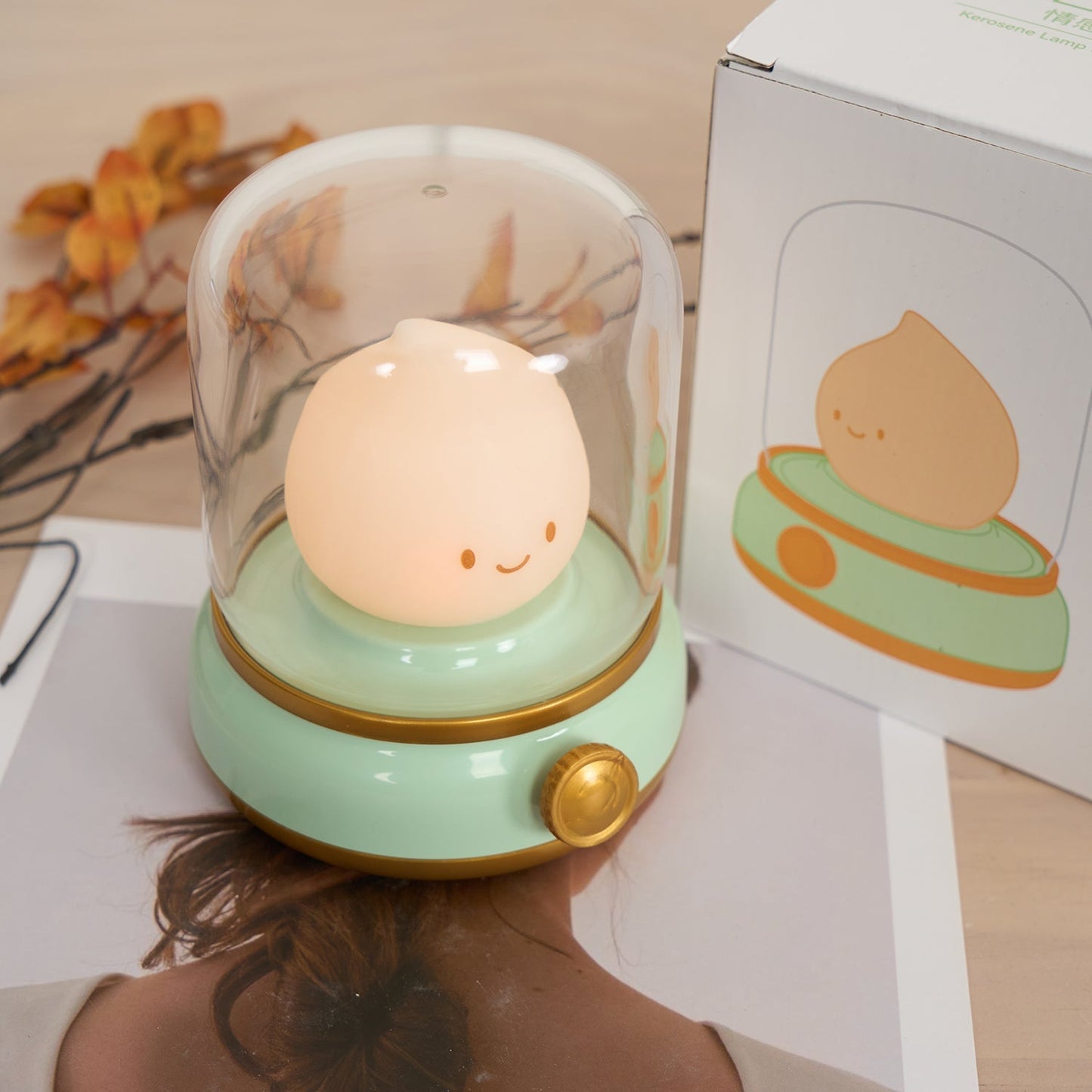 Flame-Effect LED Bedside Table Lamp With Soft Ambient Glow