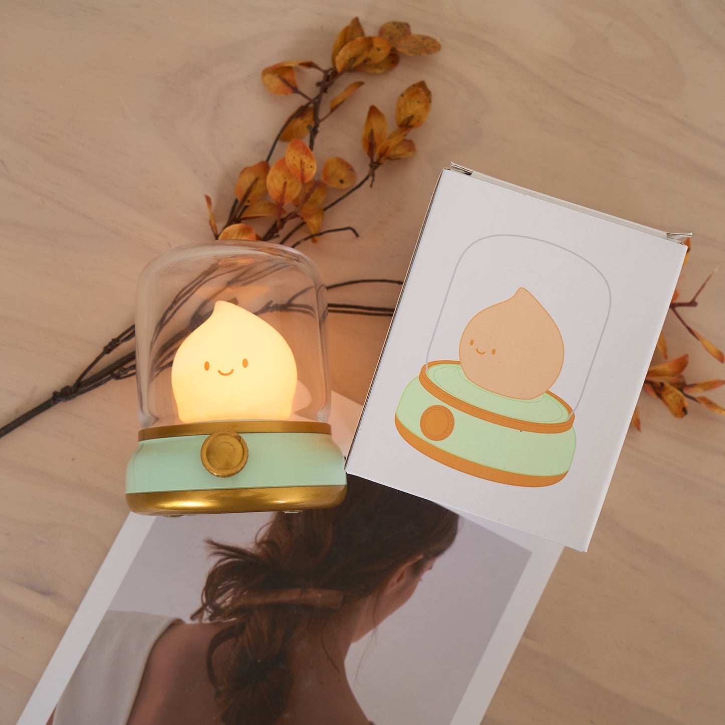Flame-Effect LED Bedside Table Lamp With Soft Ambient Glow