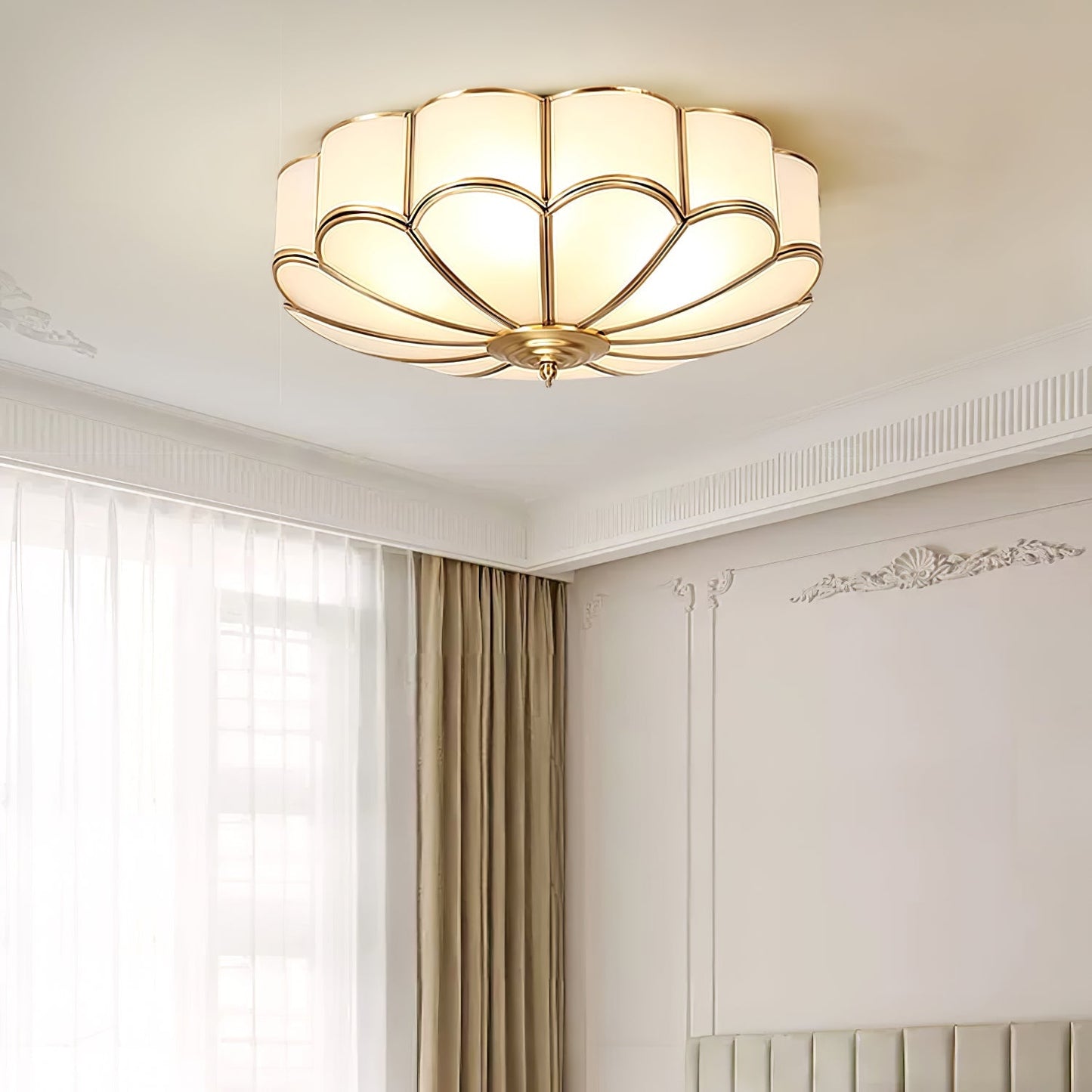 Flower-Shape Glass Flush Mount Ceiling Light With Petal Shade