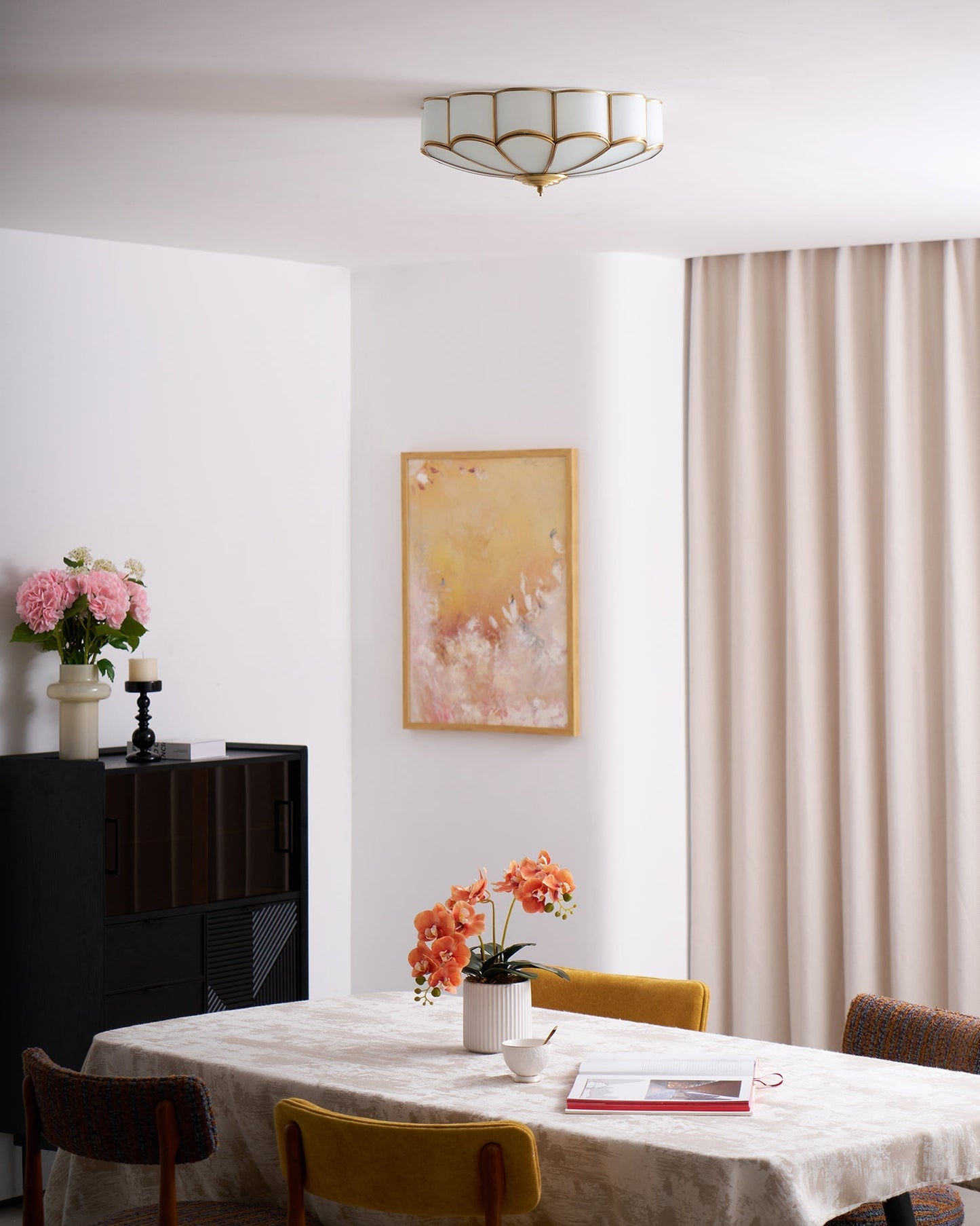 Flower-Shape Glass Flush Mount Ceiling Light With Petal Shade
