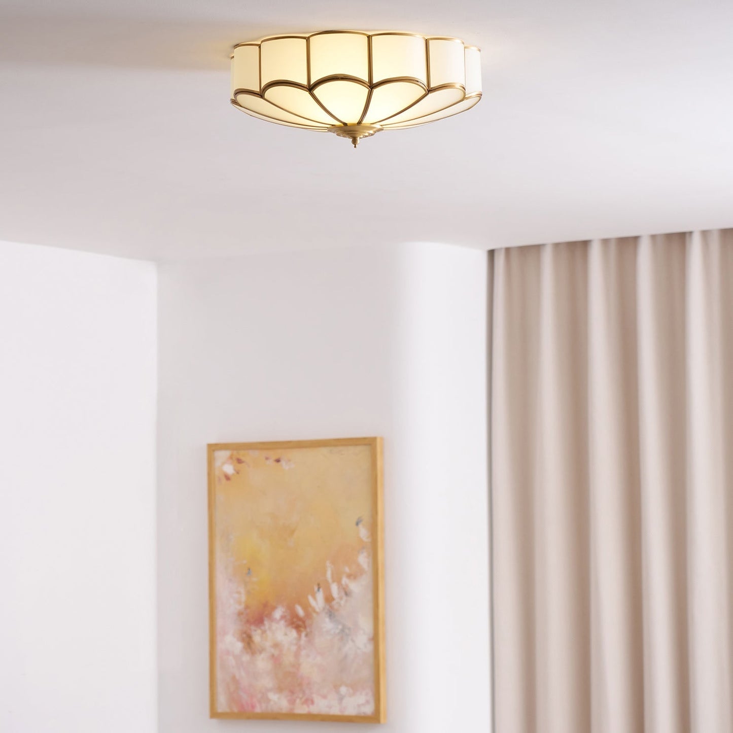 Flower-Shape Glass Flush Mount Ceiling Light With Petal Shade
