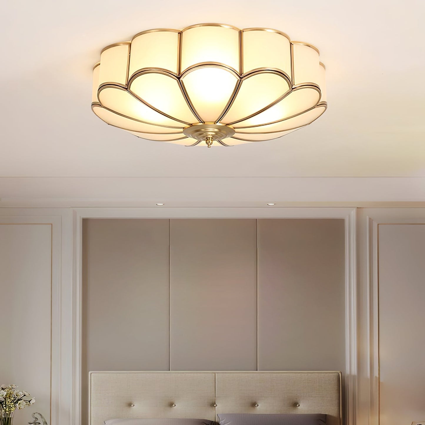 Flower-Shape Glass Flush Mount Ceiling Light With Petal Shade