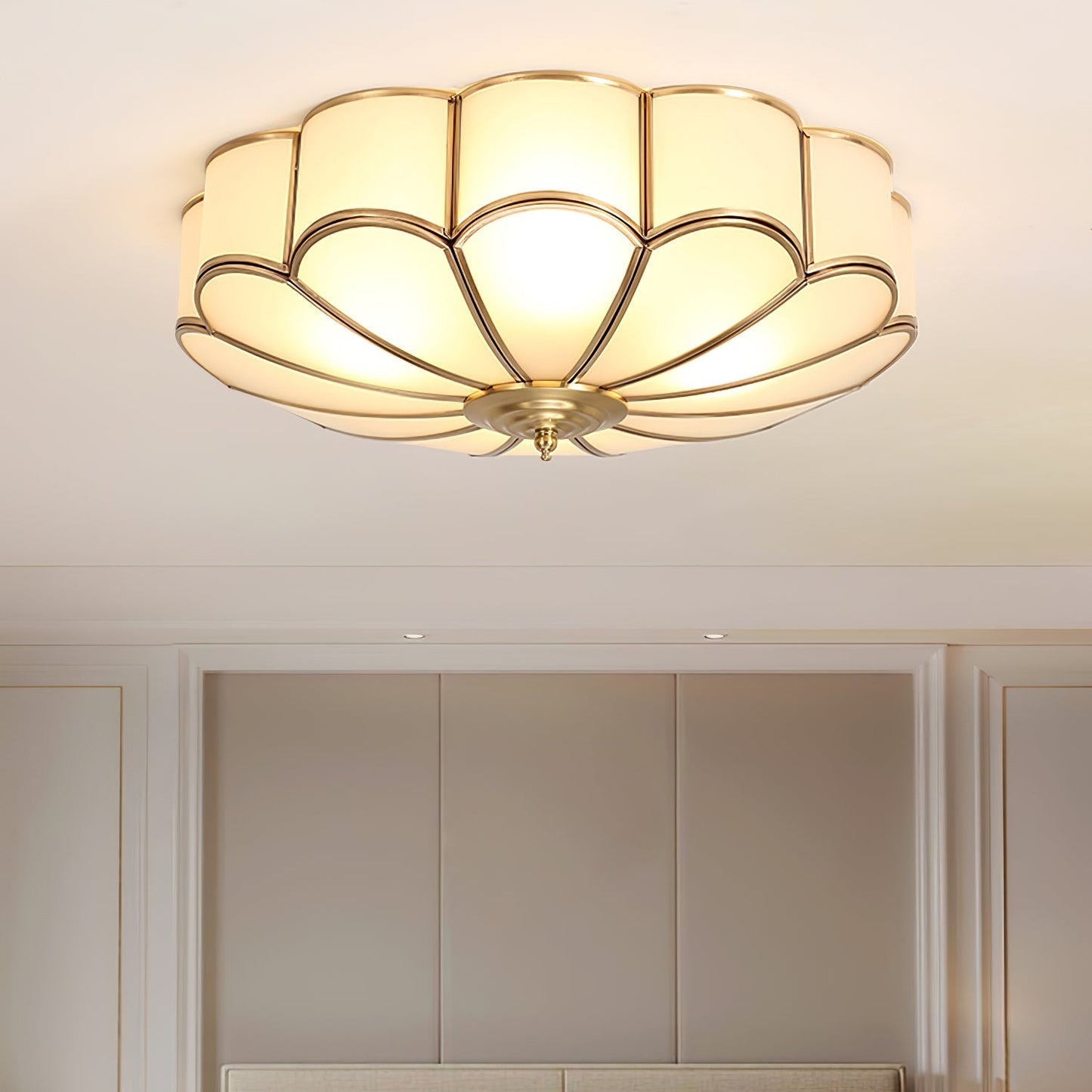 Flower-Shape Glass Flush Mount Ceiling Light With Petal Shade