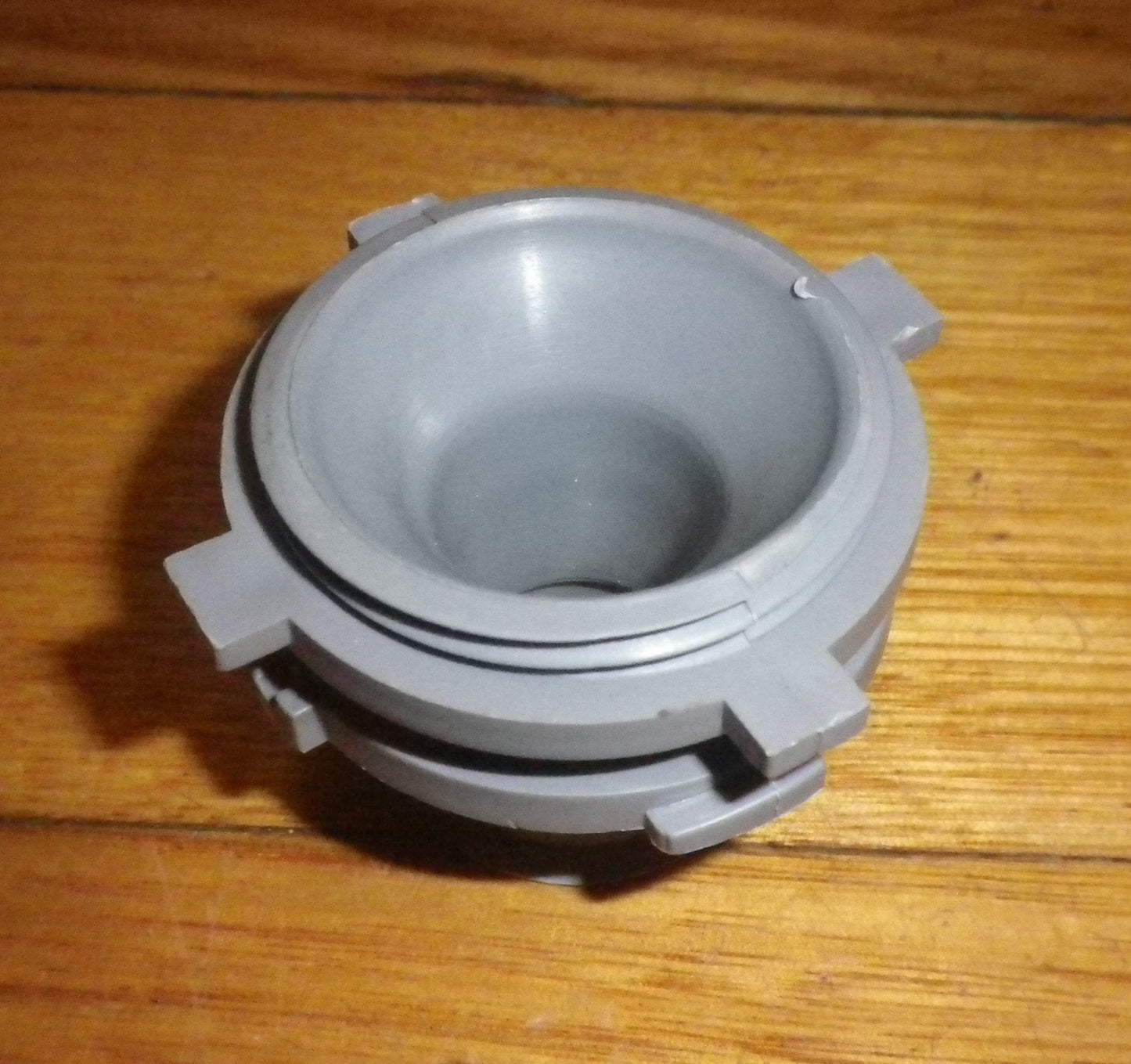 Fisher & Paykel, Haier Dishwasher Lower Spray Arm Bearing - Part # H0120201005