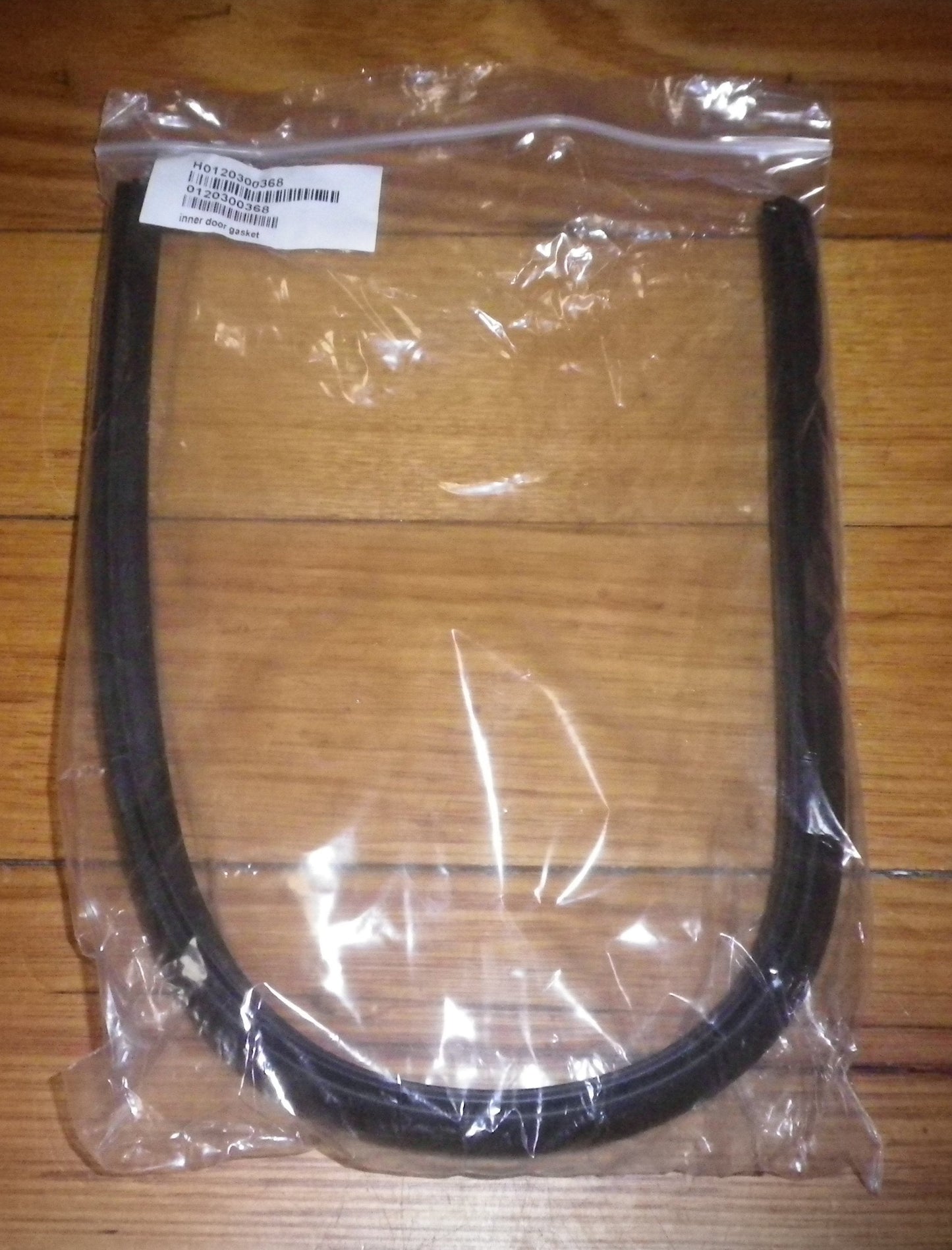 Fisher & Paykel DW60FC2X2, Haier HDW15F1B1  Lower Door Seal - Part # H0120300368