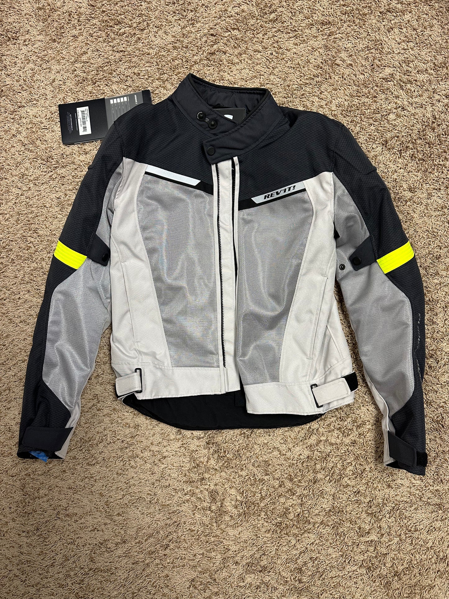 Revit Airwave 2 Jacket Medium (Item #13)
