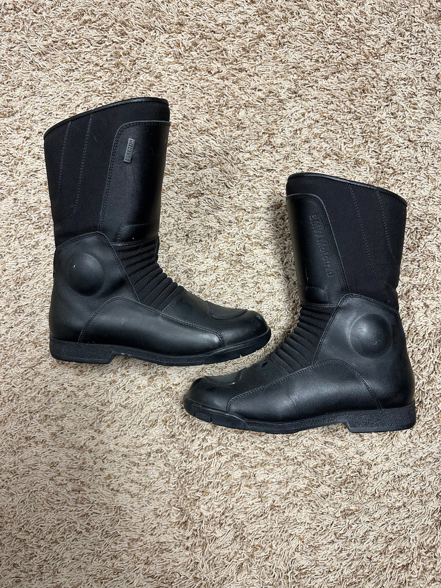 BMW Goretex Boot Size 8.5 (Item #22)