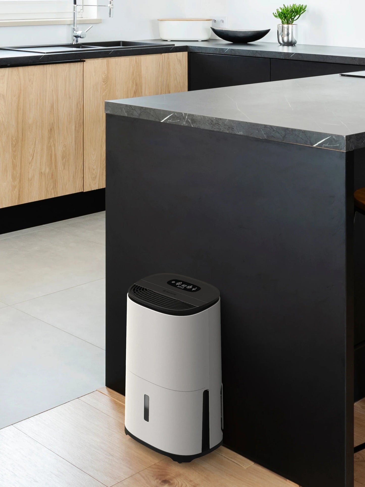 MeacoDry Arete® One 6L Dehumidifier / Air Purifier