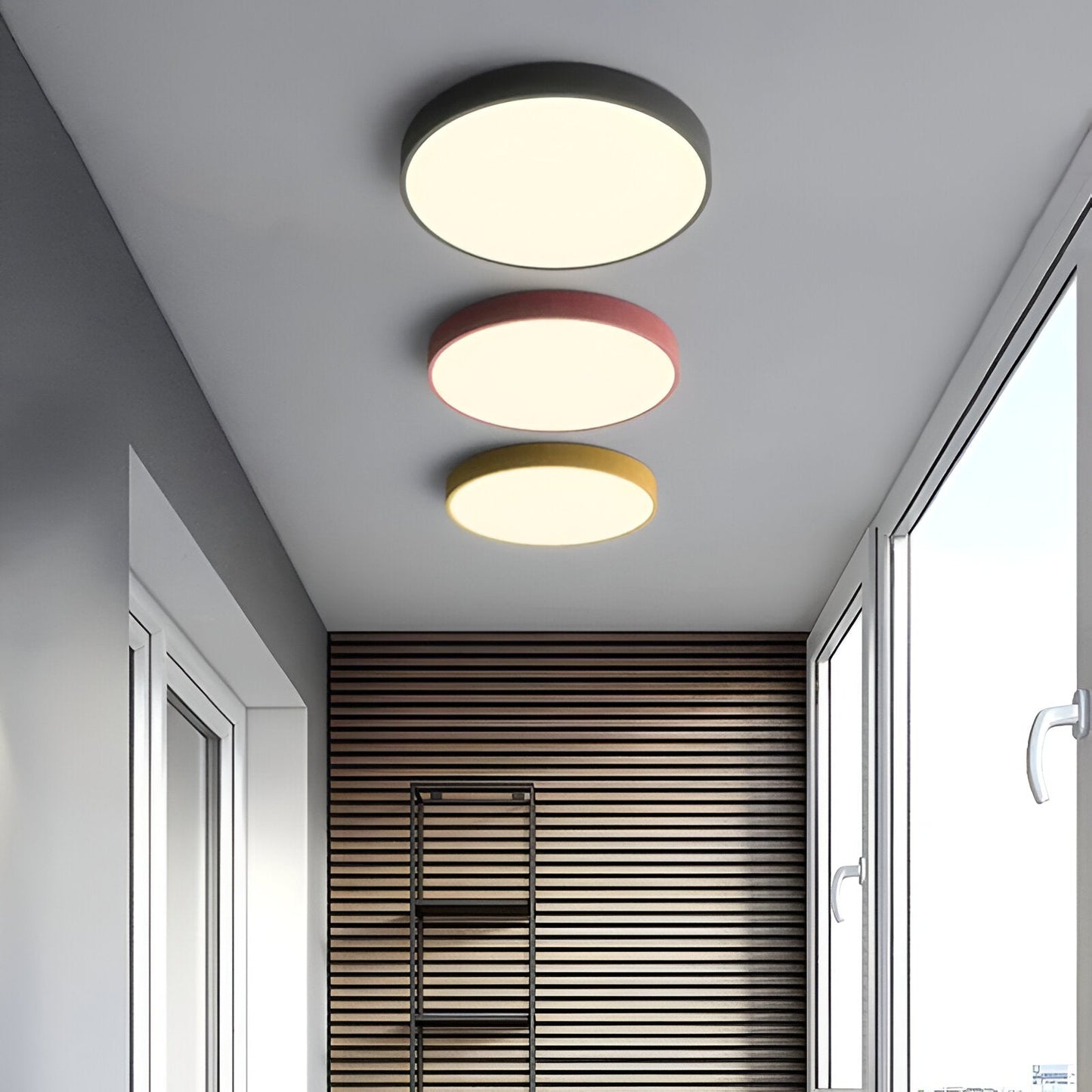 Low-Profile Round LED Ceiling Light With Minimal Frame