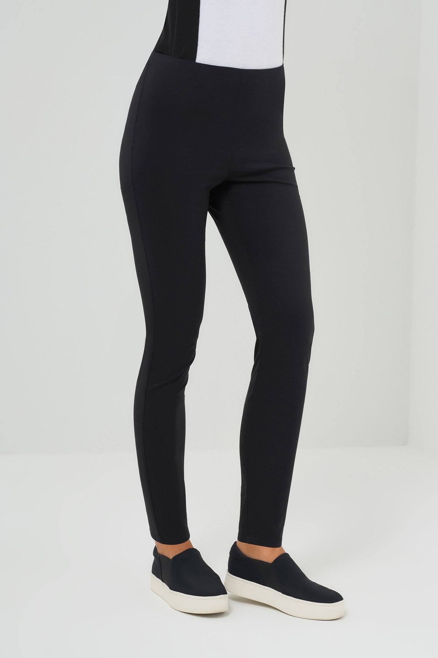 Ruby Mid-Weight Stretch Pull-On Pant