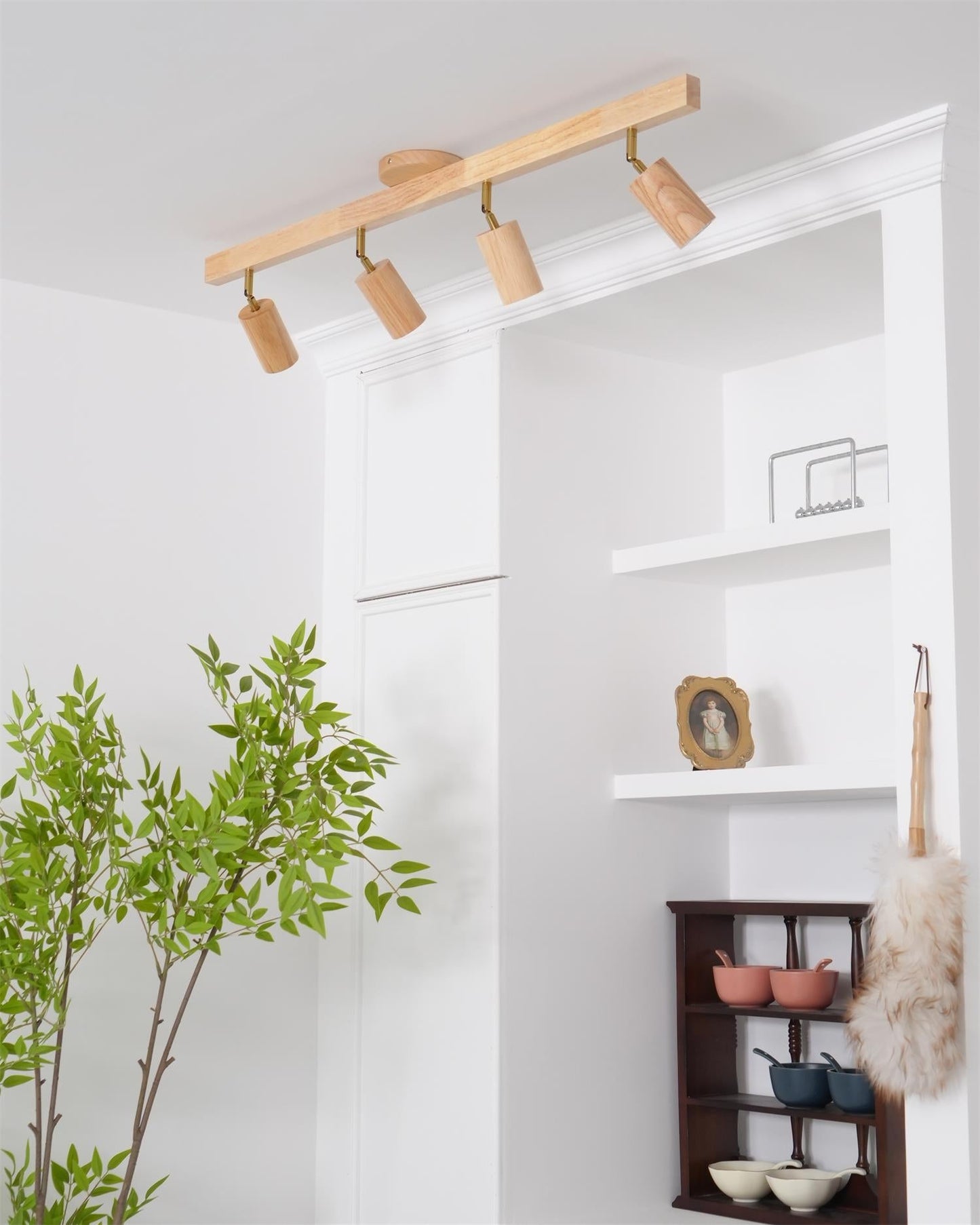 Adjustable Wood Bar Multi-Spot Ceiling Light With Pivot Spotlights