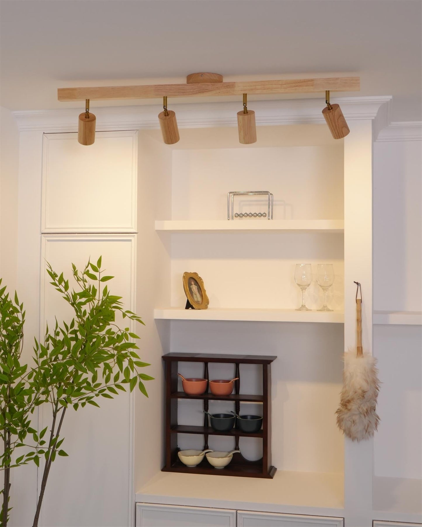 Adjustable Wood Bar Multi-Spot Ceiling Light With Pivot Spotlights