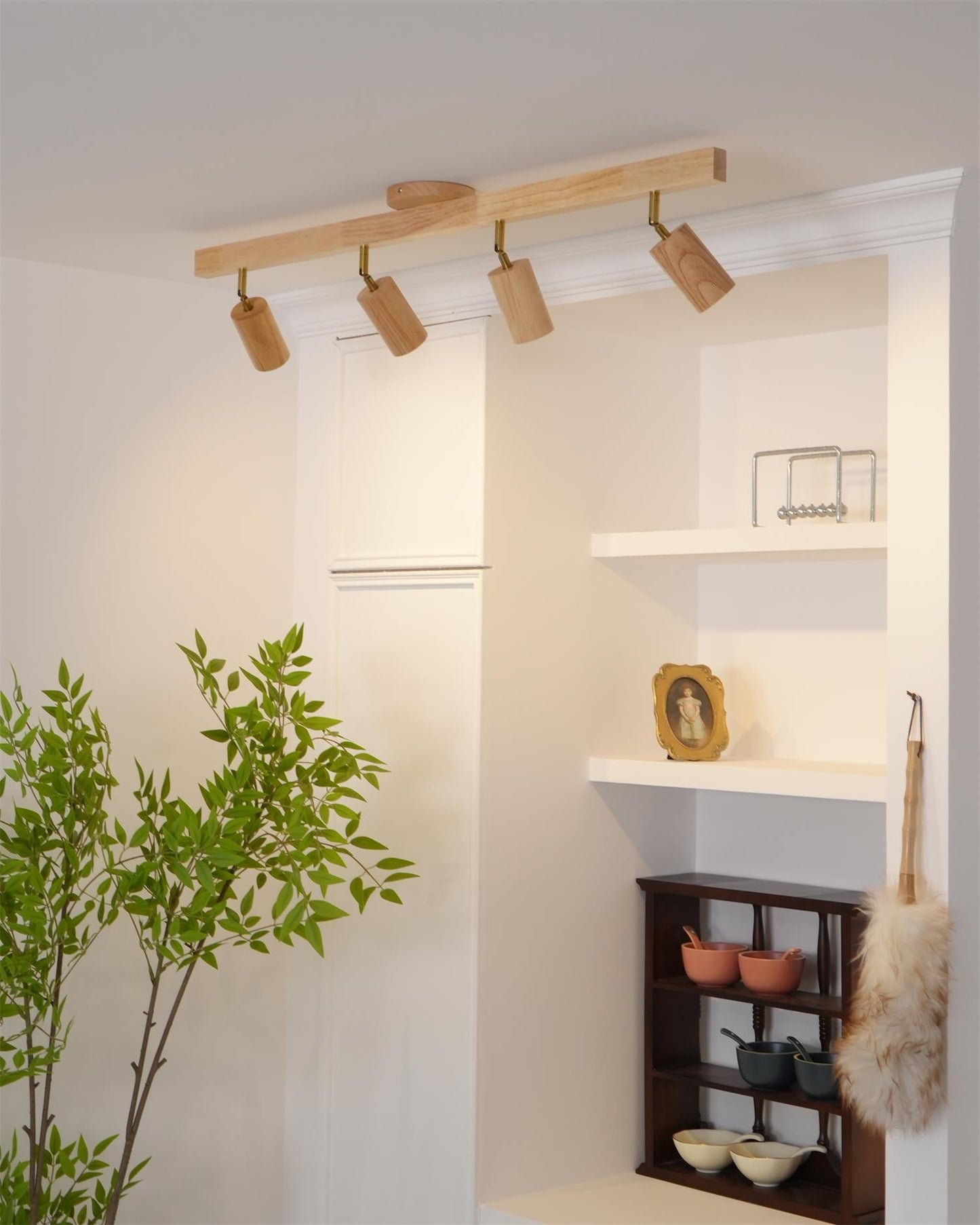 Adjustable Wood Bar Multi-Spot Ceiling Light With Pivot Spotlights