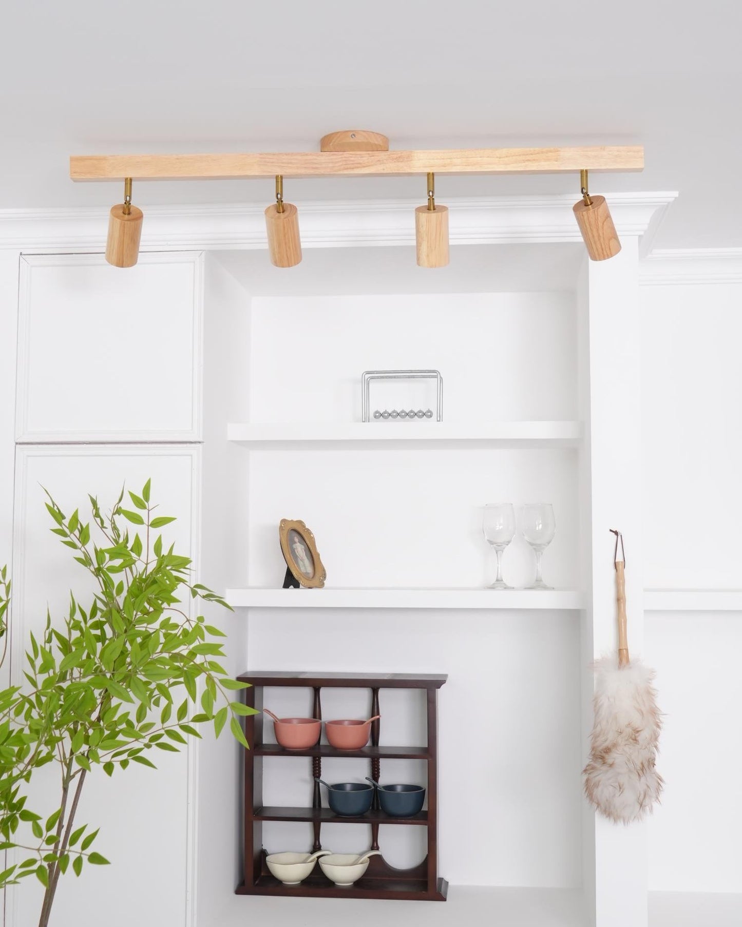 Adjustable Wood Bar Multi-Spot Ceiling Light With Pivot Spotlights