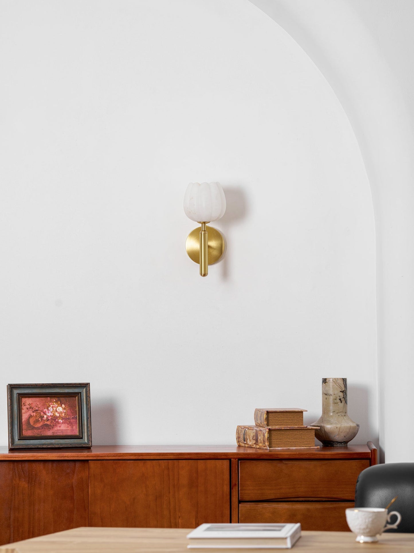 Textured Tulip Shade Wall Lamp With Round Backplate