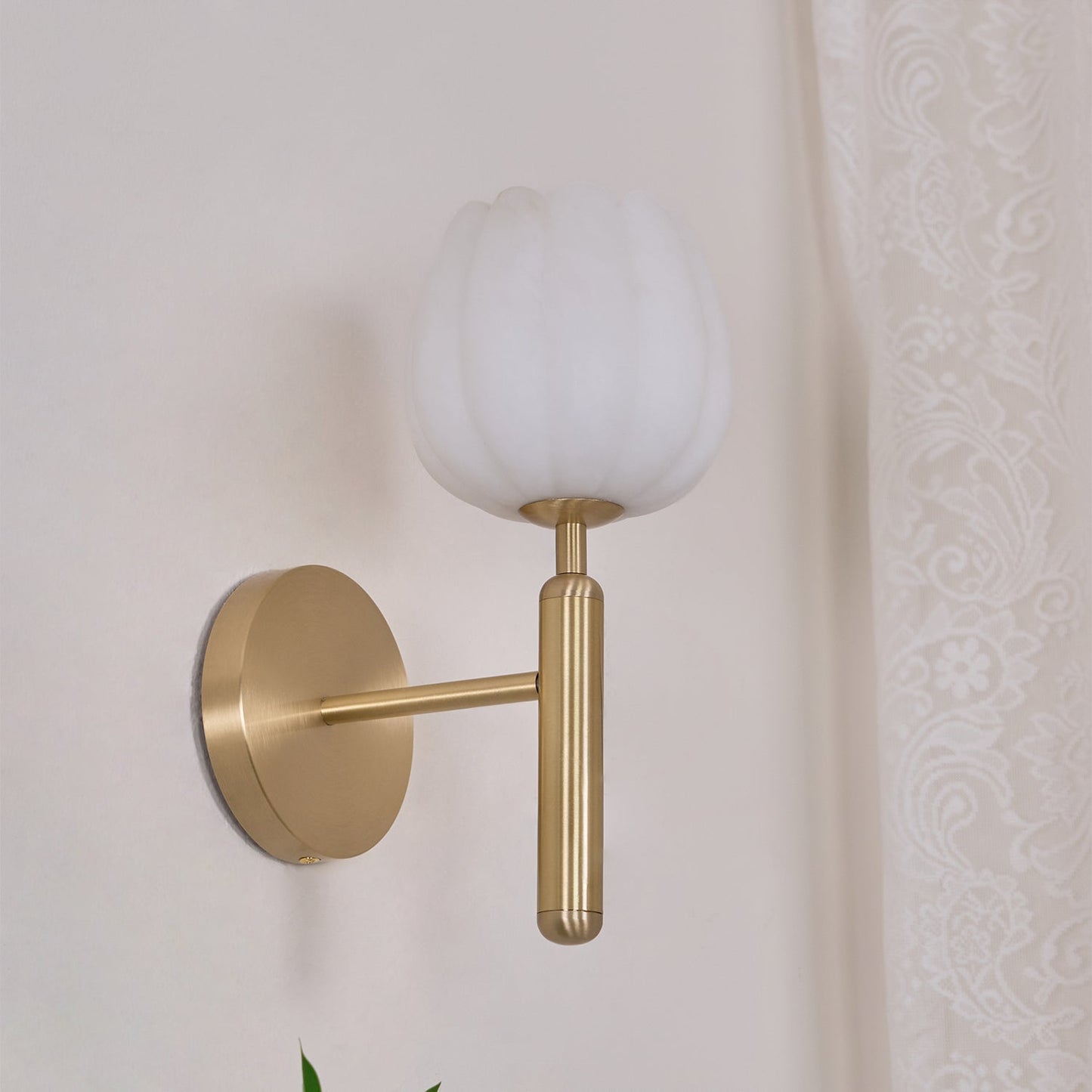 Textured Tulip Shade Wall Lamp With Round Backplate