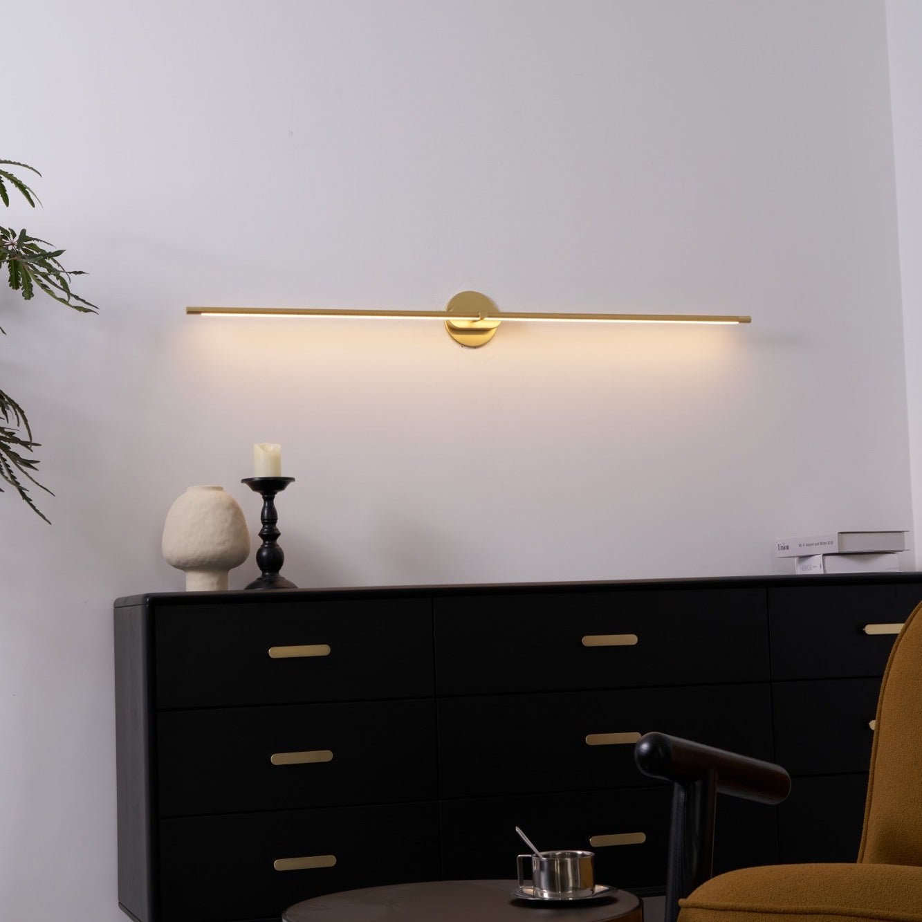 Minimalist Linear Adjustable Wall Light For Picture And Mirror