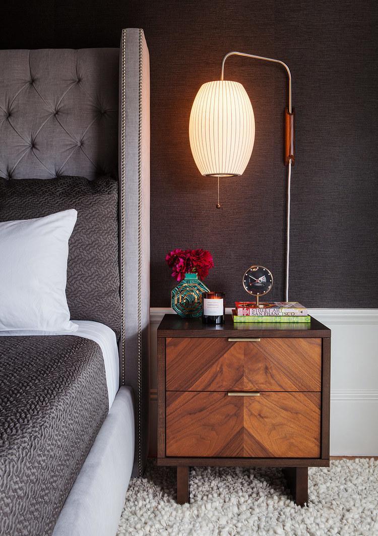 Ribbed Oval Wall Sconce With Pull Chain And Curved Arm