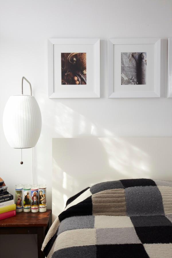 Ribbed Oval Wall Sconce With Pull Chain And Curved Arm